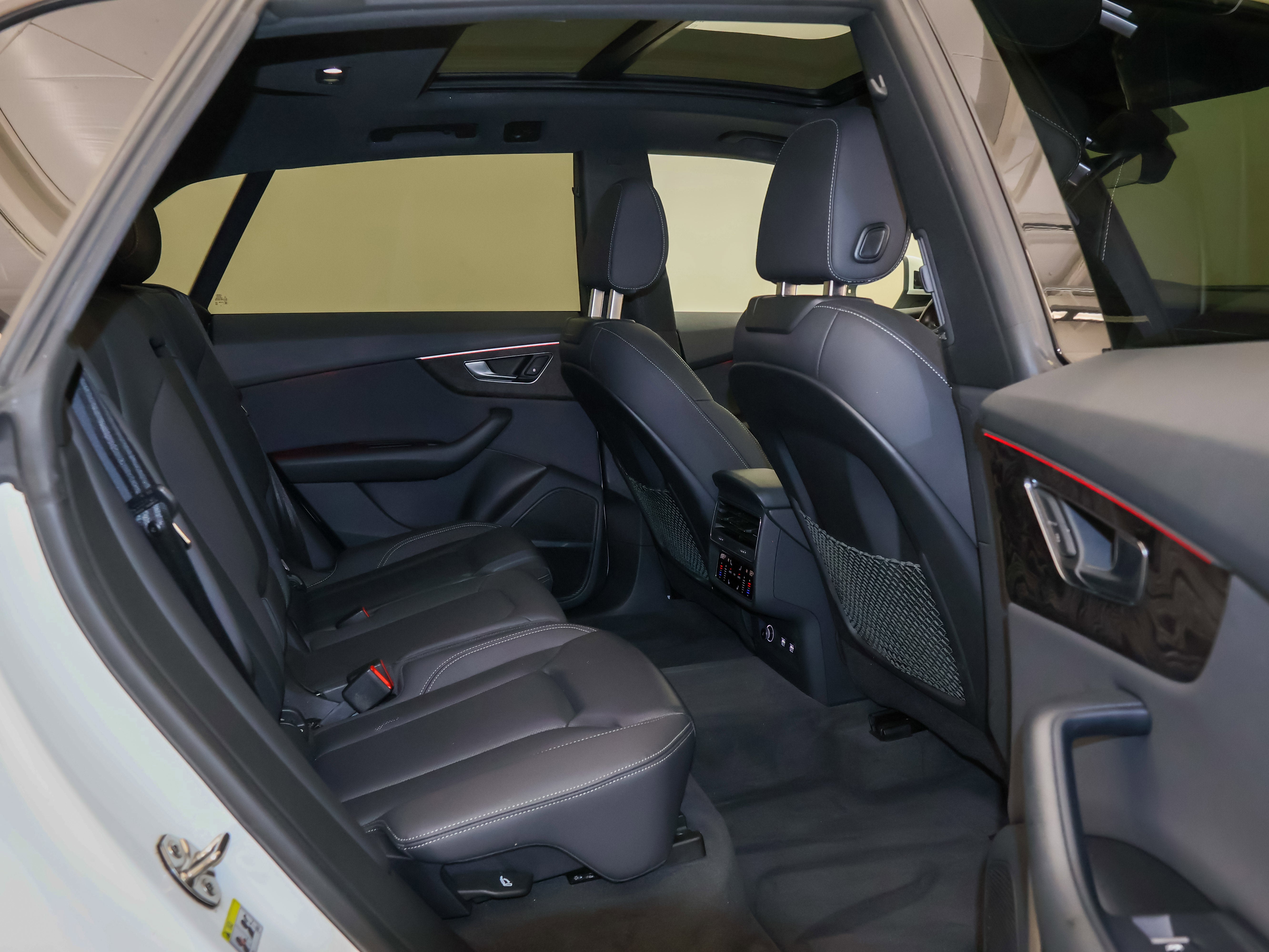 2020 Audi Q8 Premium Plus