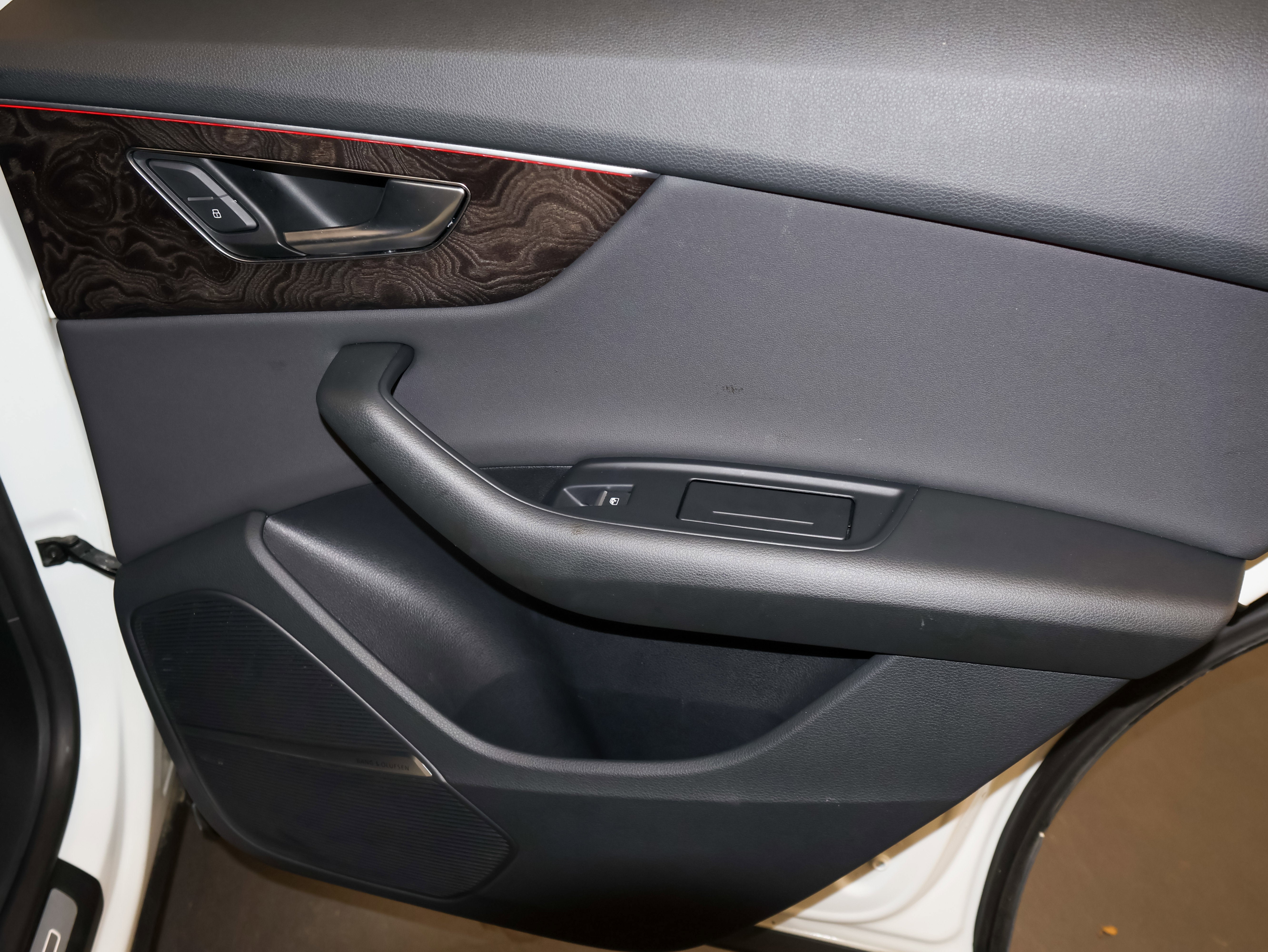 2020 Audi Q8 Premium Plus