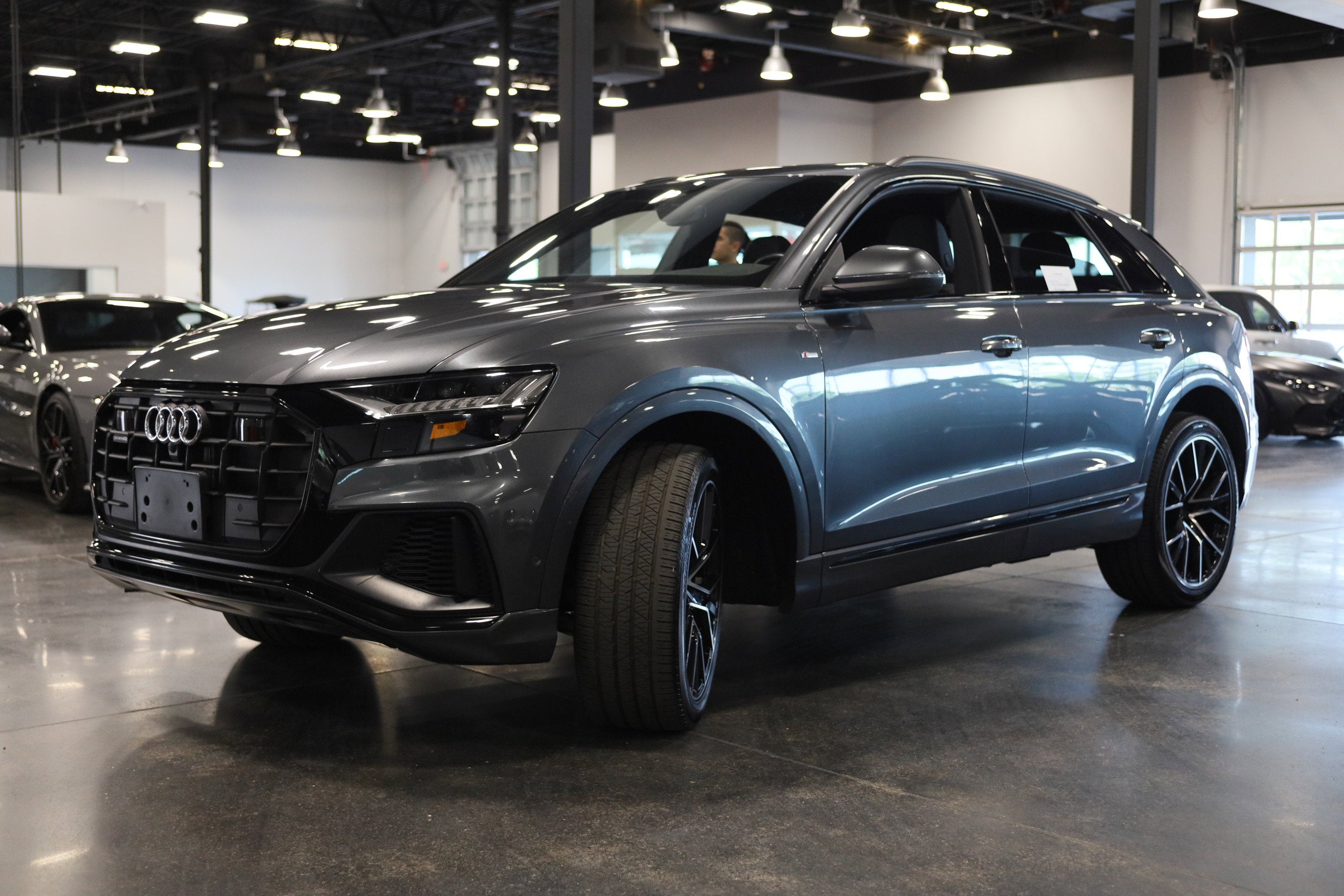 2023 Audi Q8 Premium Plus