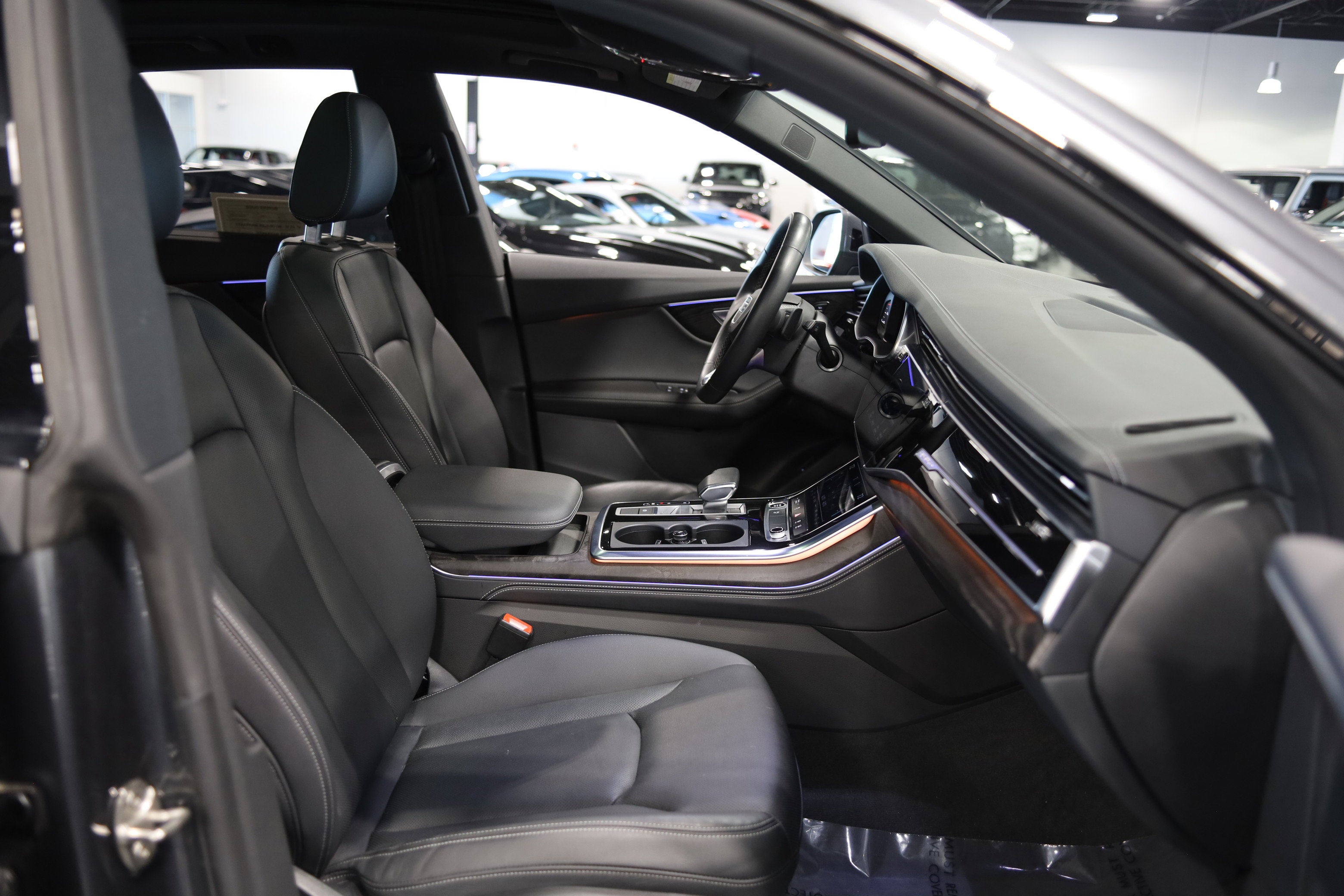 2023 Audi Q8 Premium Plus