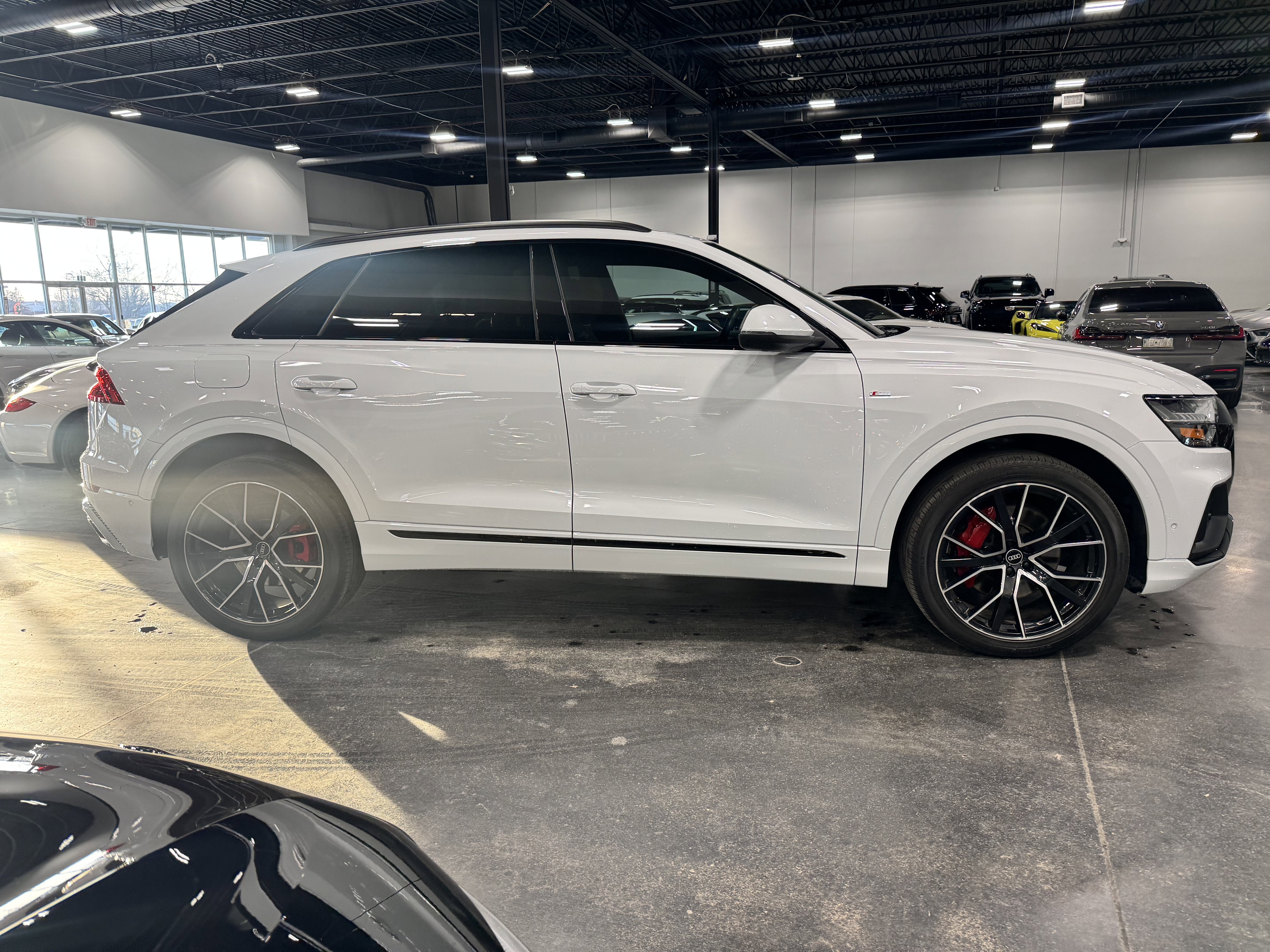 2022 Audi Q8 Premium Plus