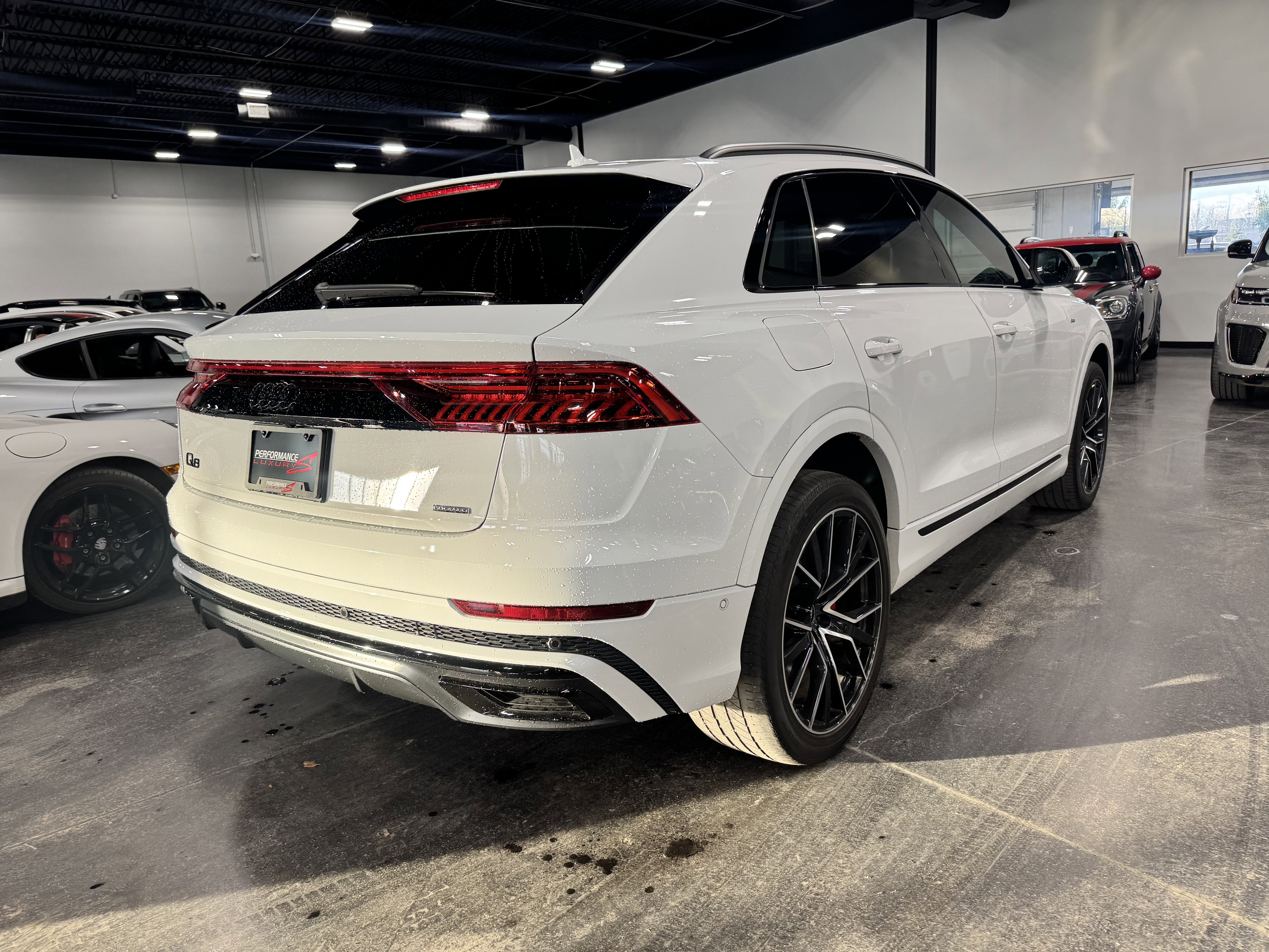 2022 Audi Q8 Premium Plus