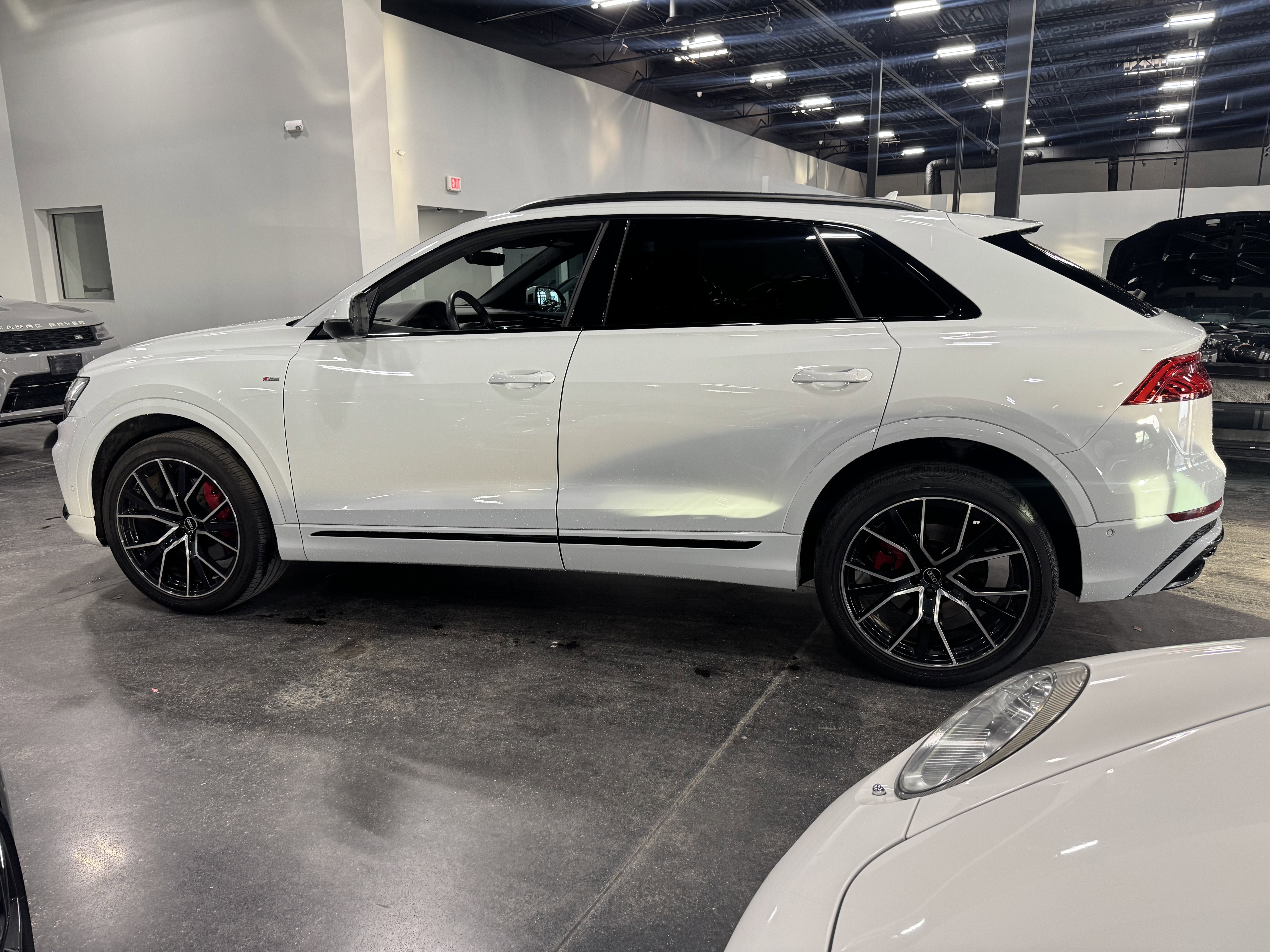 2022 Audi Q8 Premium Plus