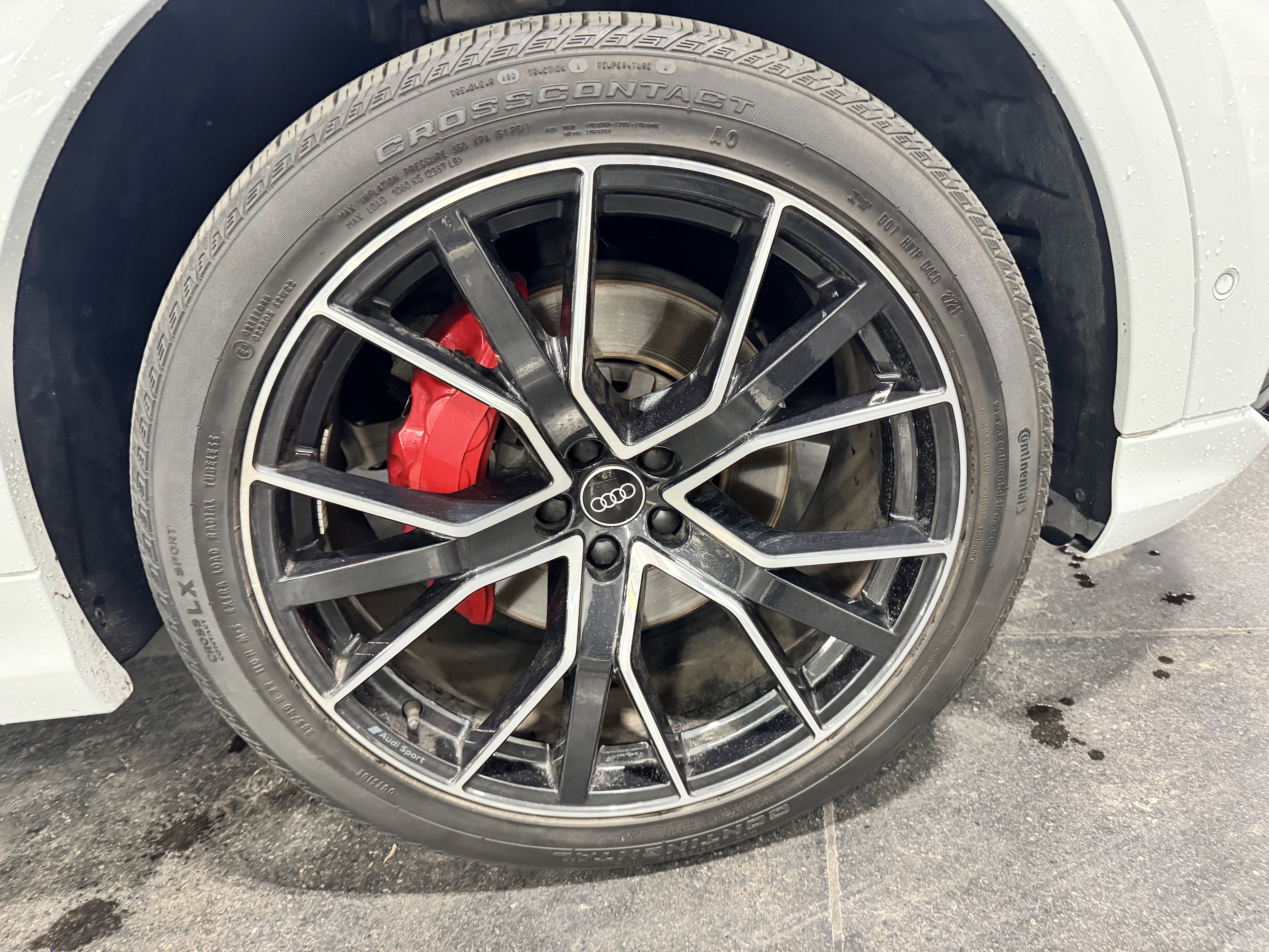 2022 Audi Q8 Premium Plus