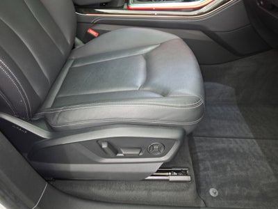 2023 Audi Q8 Prestige