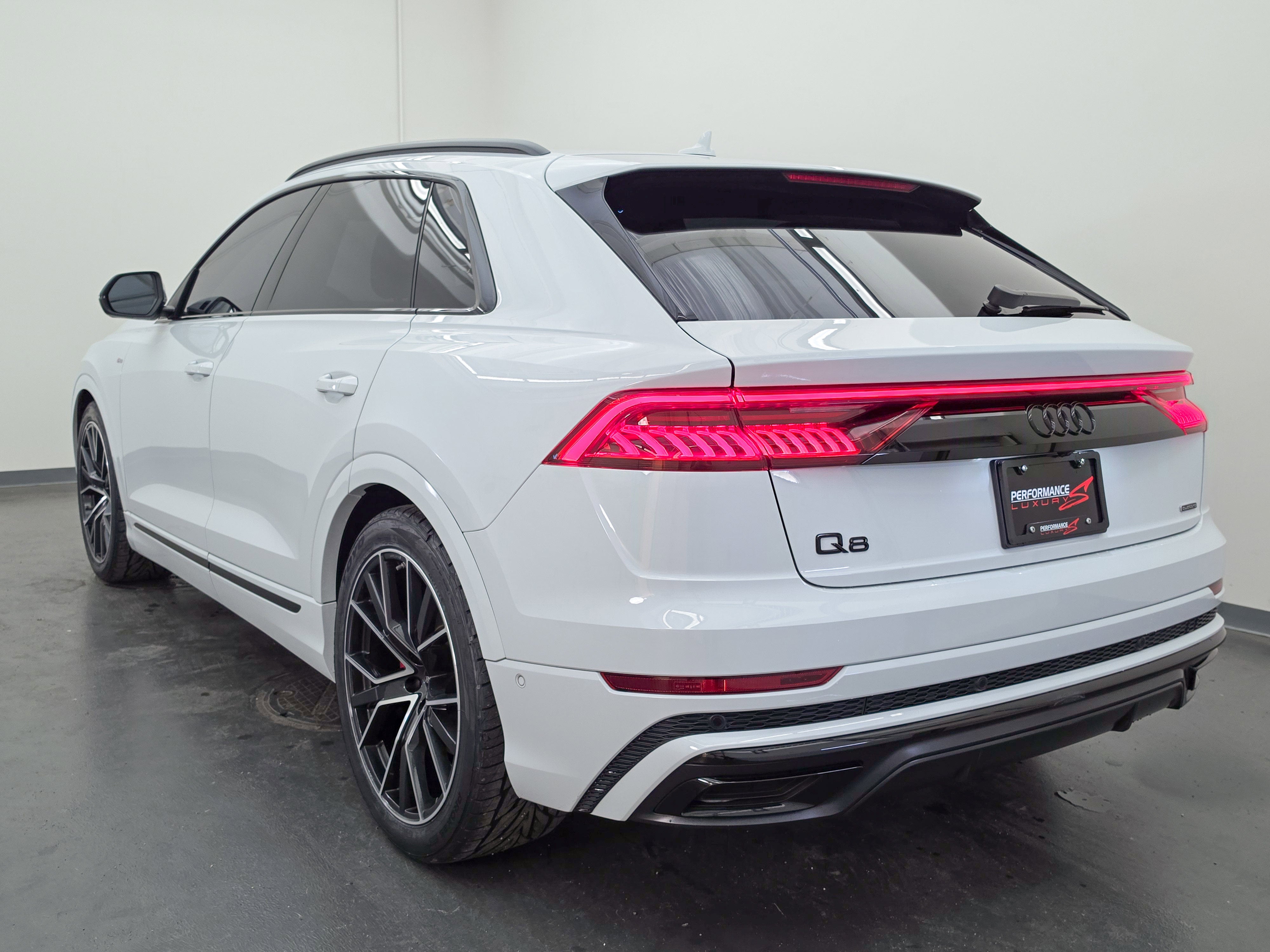2023 Audi Q8 Prestige