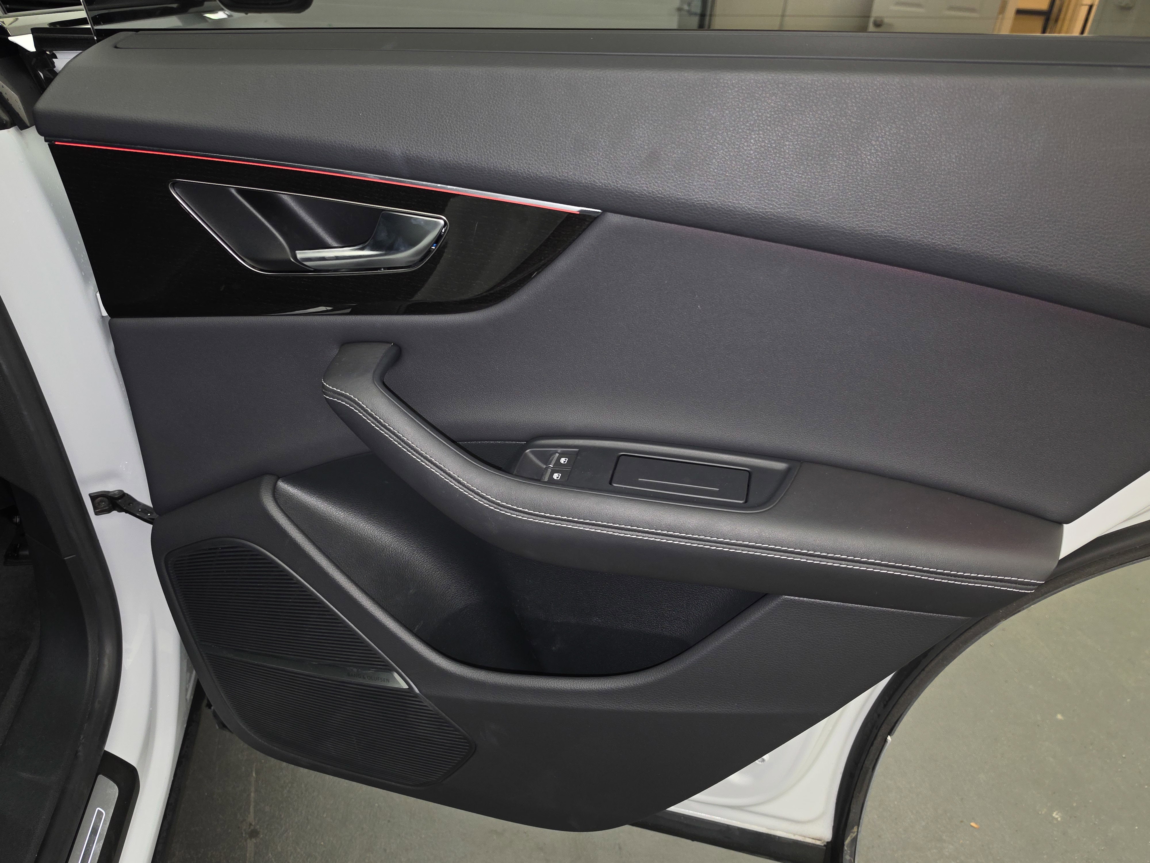 2023 Audi Q8 Prestige