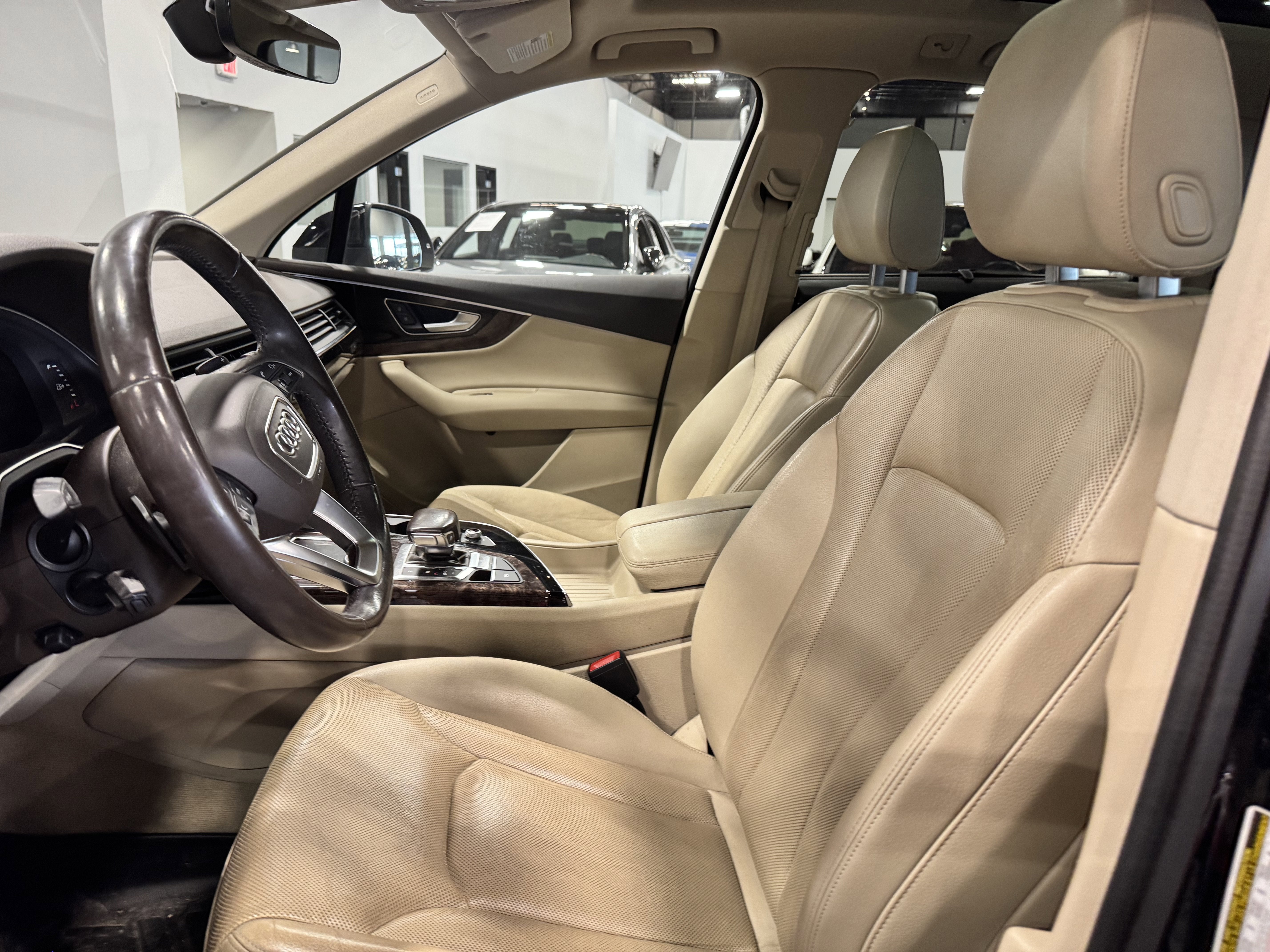 2017 Audi Q7 Premium Plus