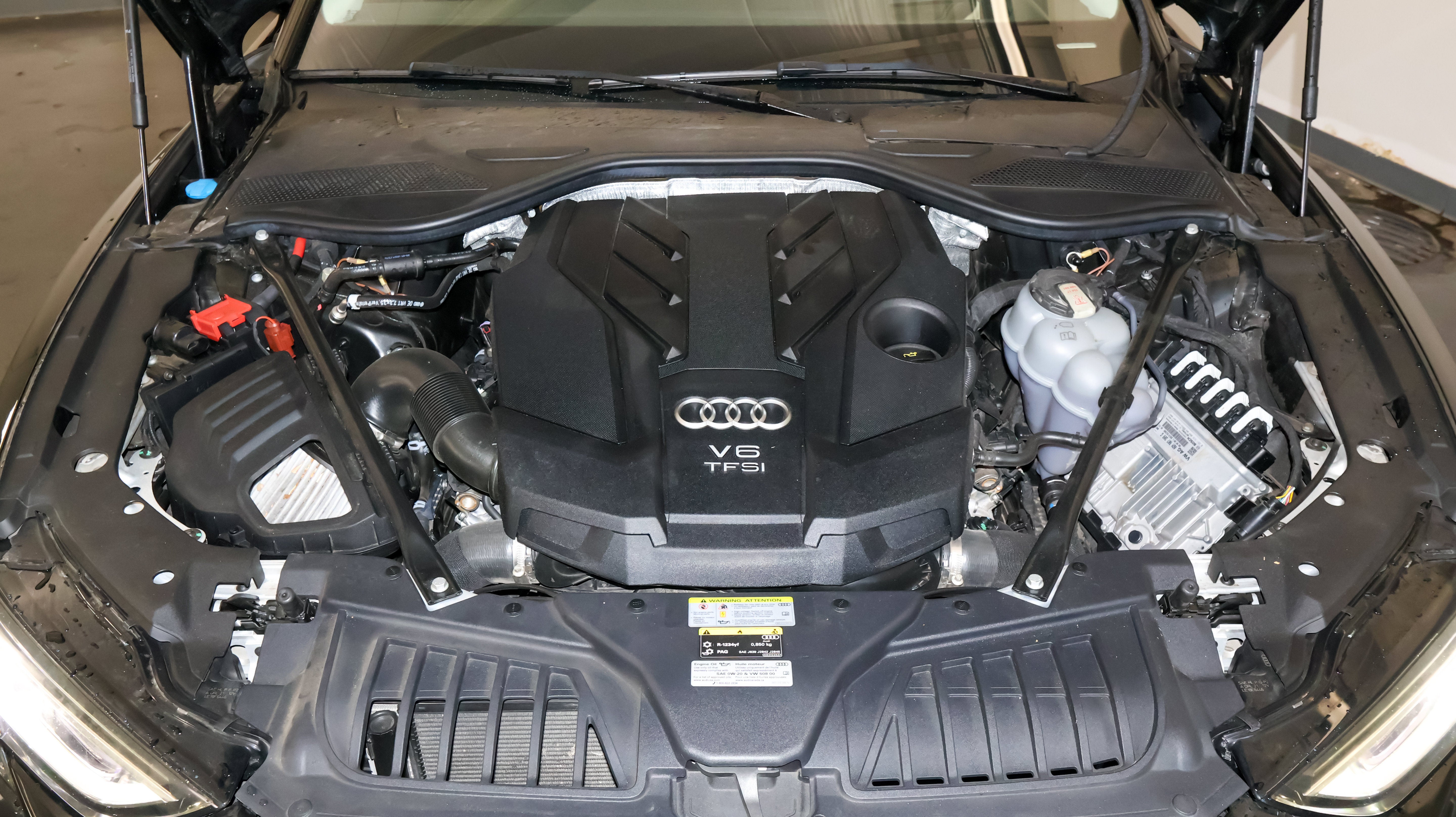 2022 Audi A8 L 55