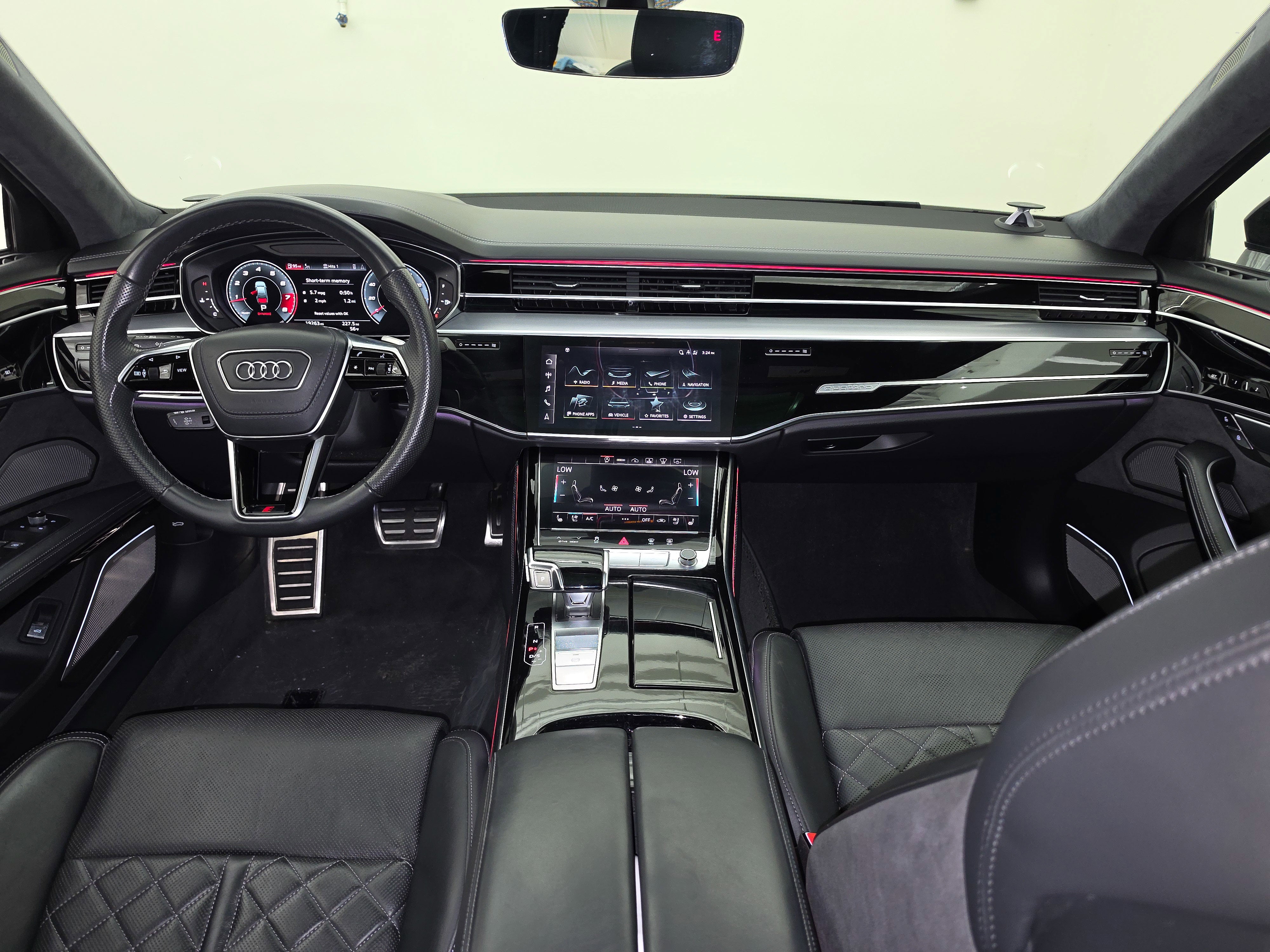 2022 Audi S8 4.0T