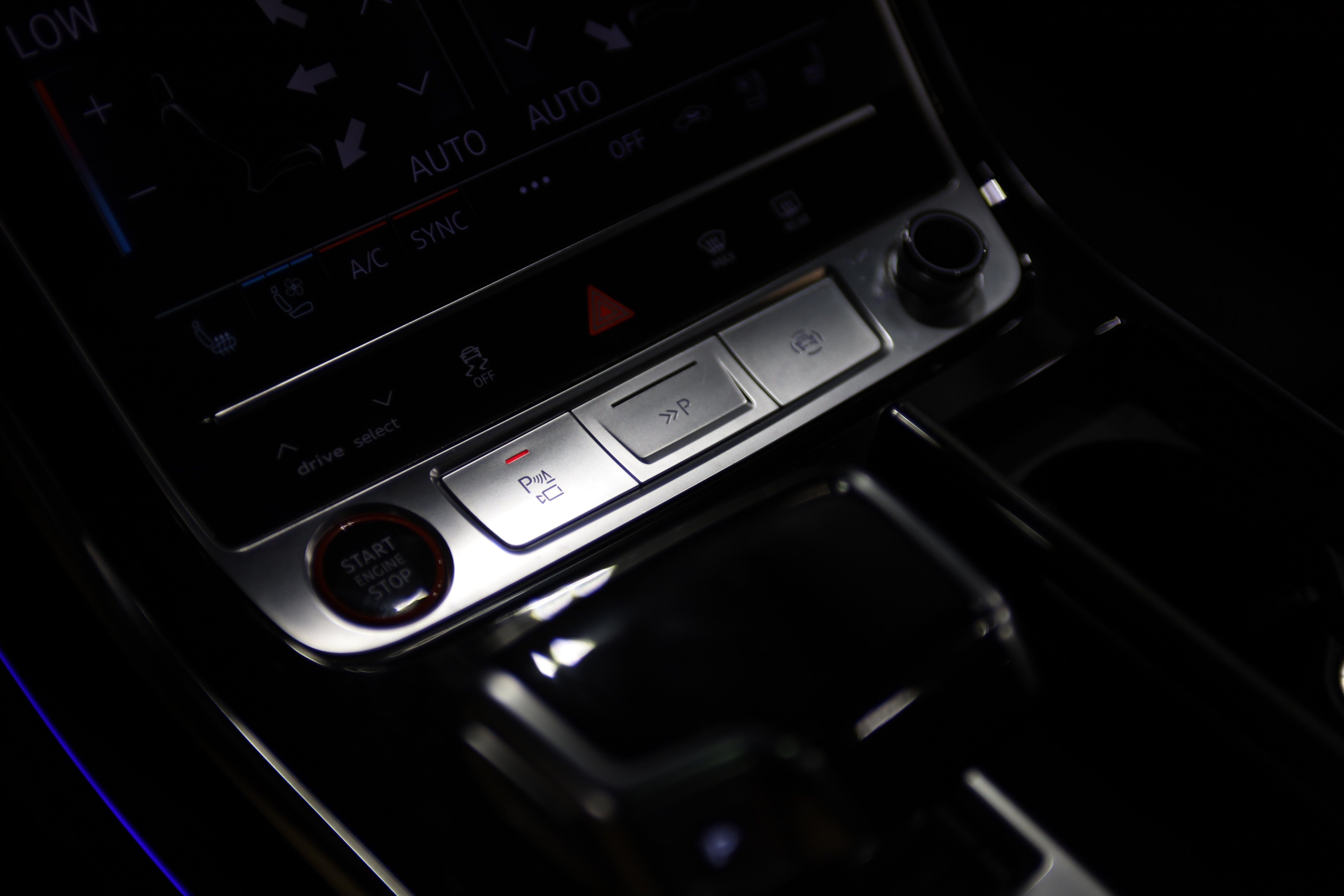 2023 Audi S8 4.0T