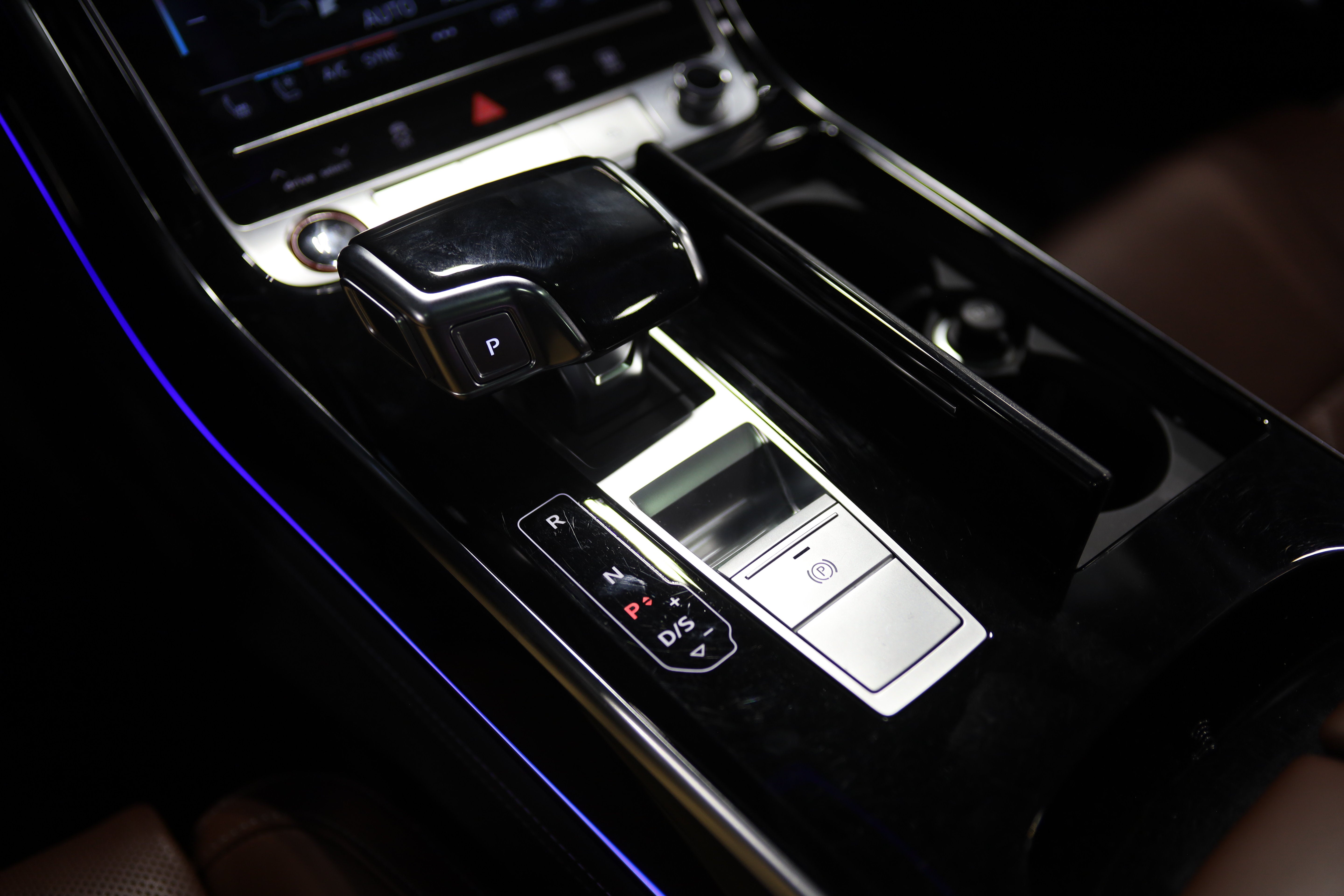 2023 Audi S8 4.0T
