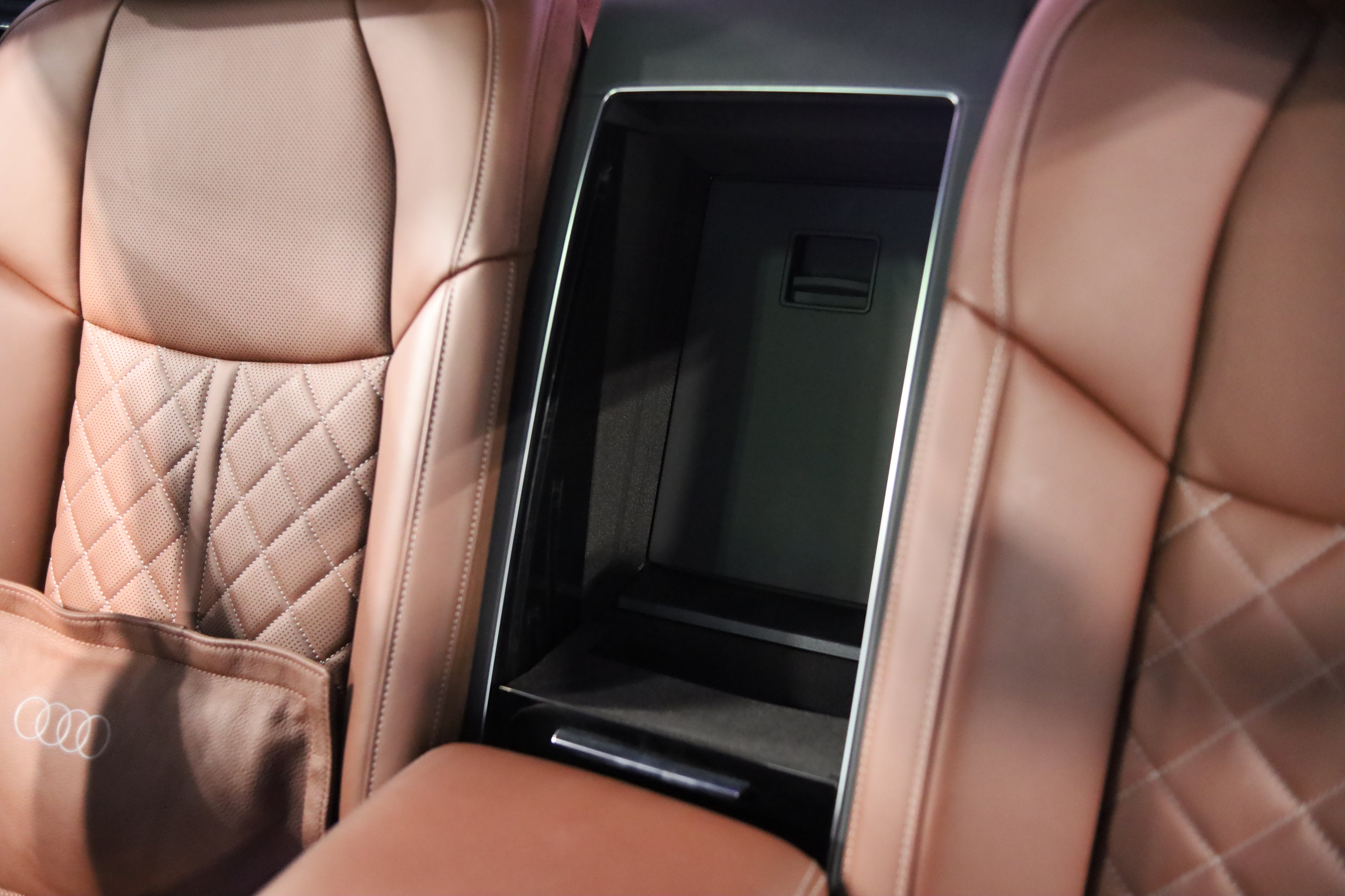 2023 Audi S8 4.0T