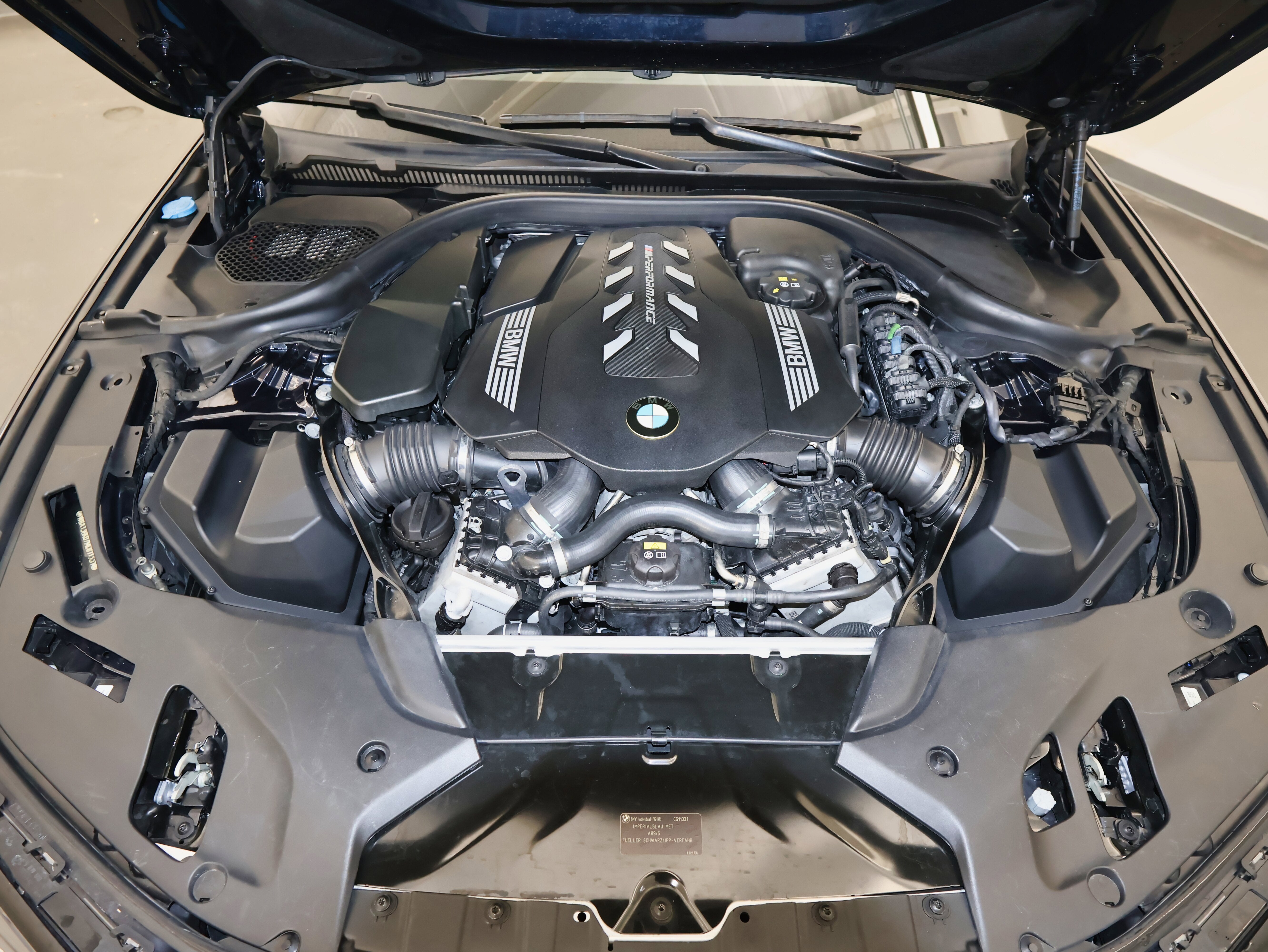 2021 BMW 5 Series M550i xDrive