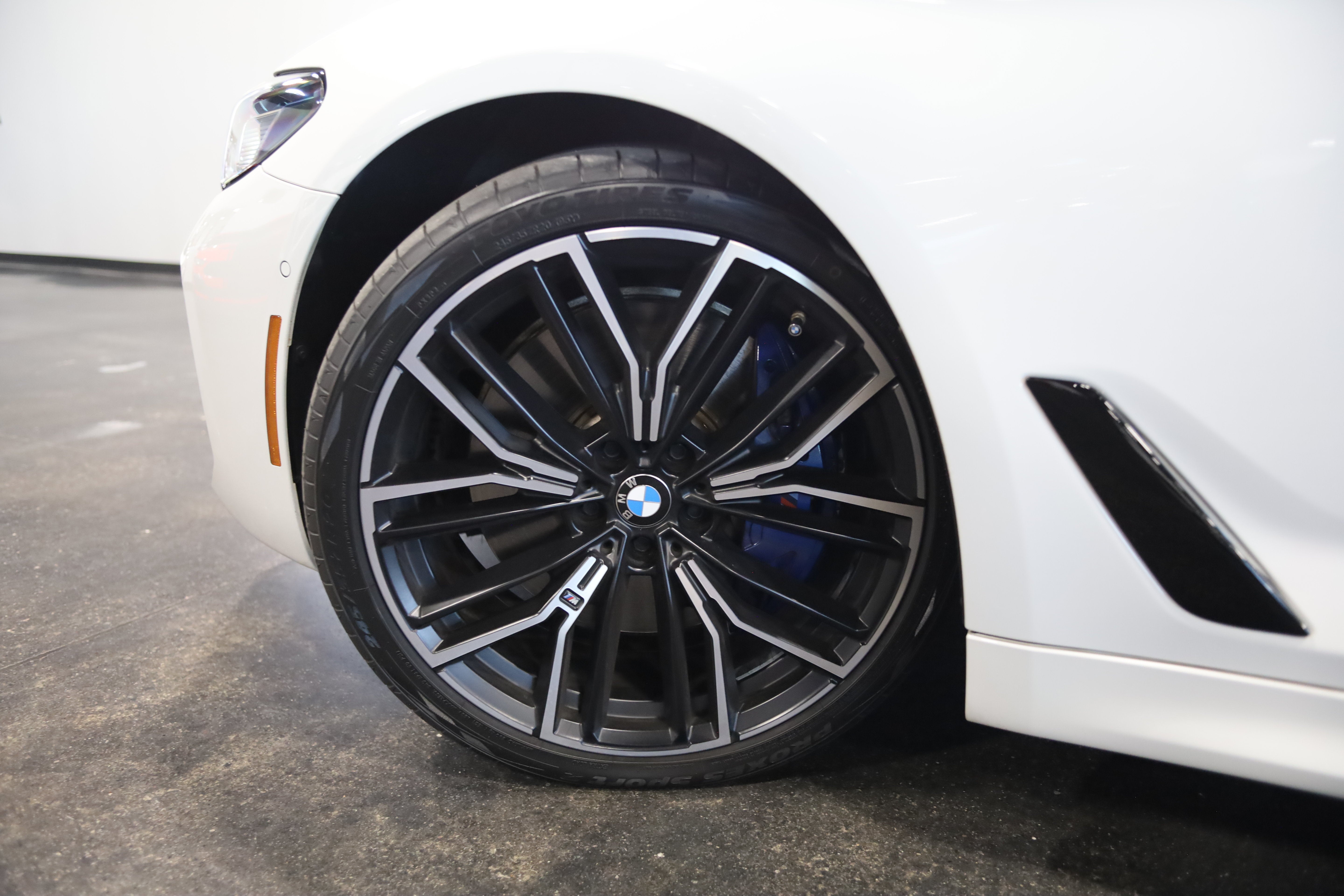 2022 BMW 5 Series M550i xDrive