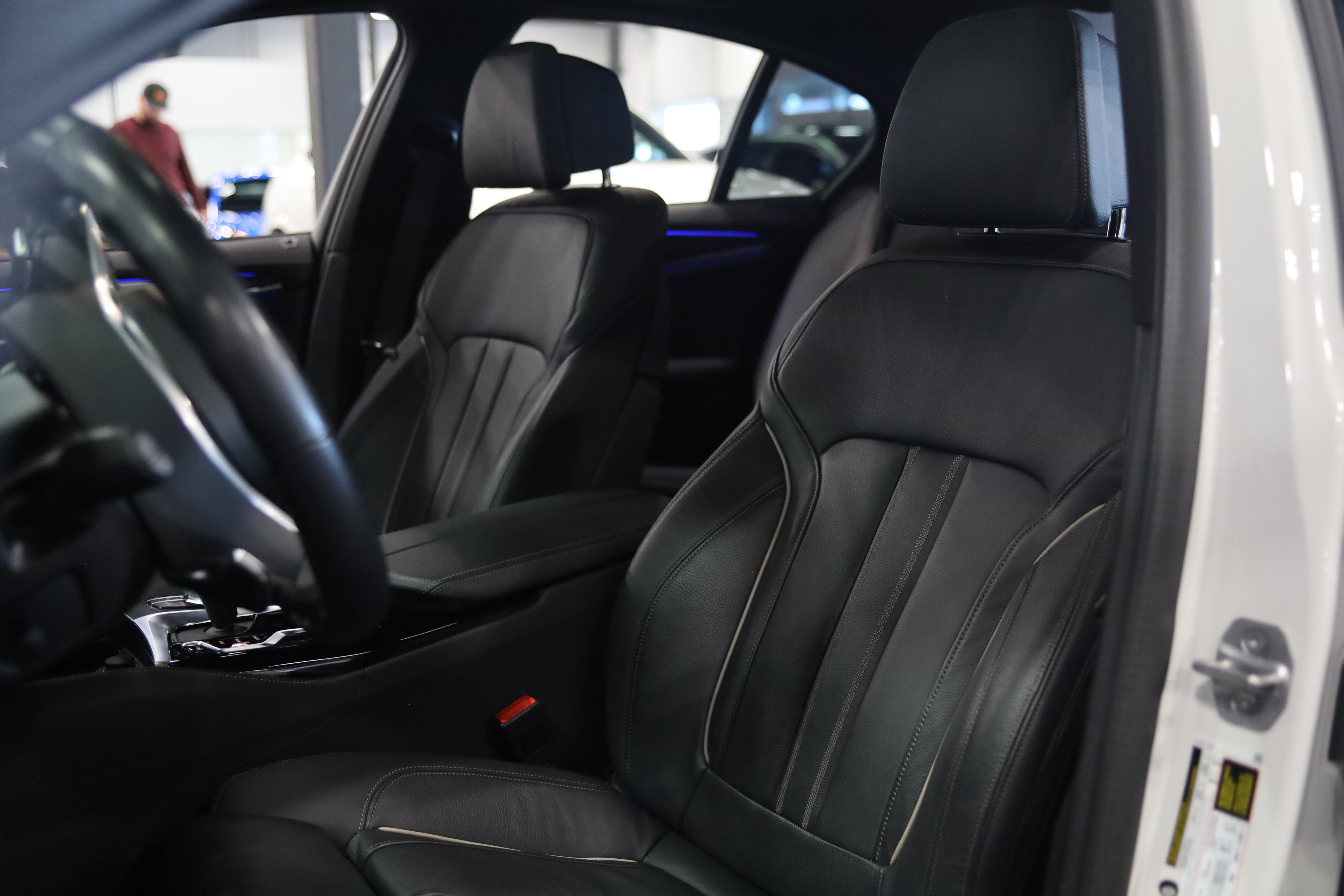 2022 BMW 5 Series M550i xDrive