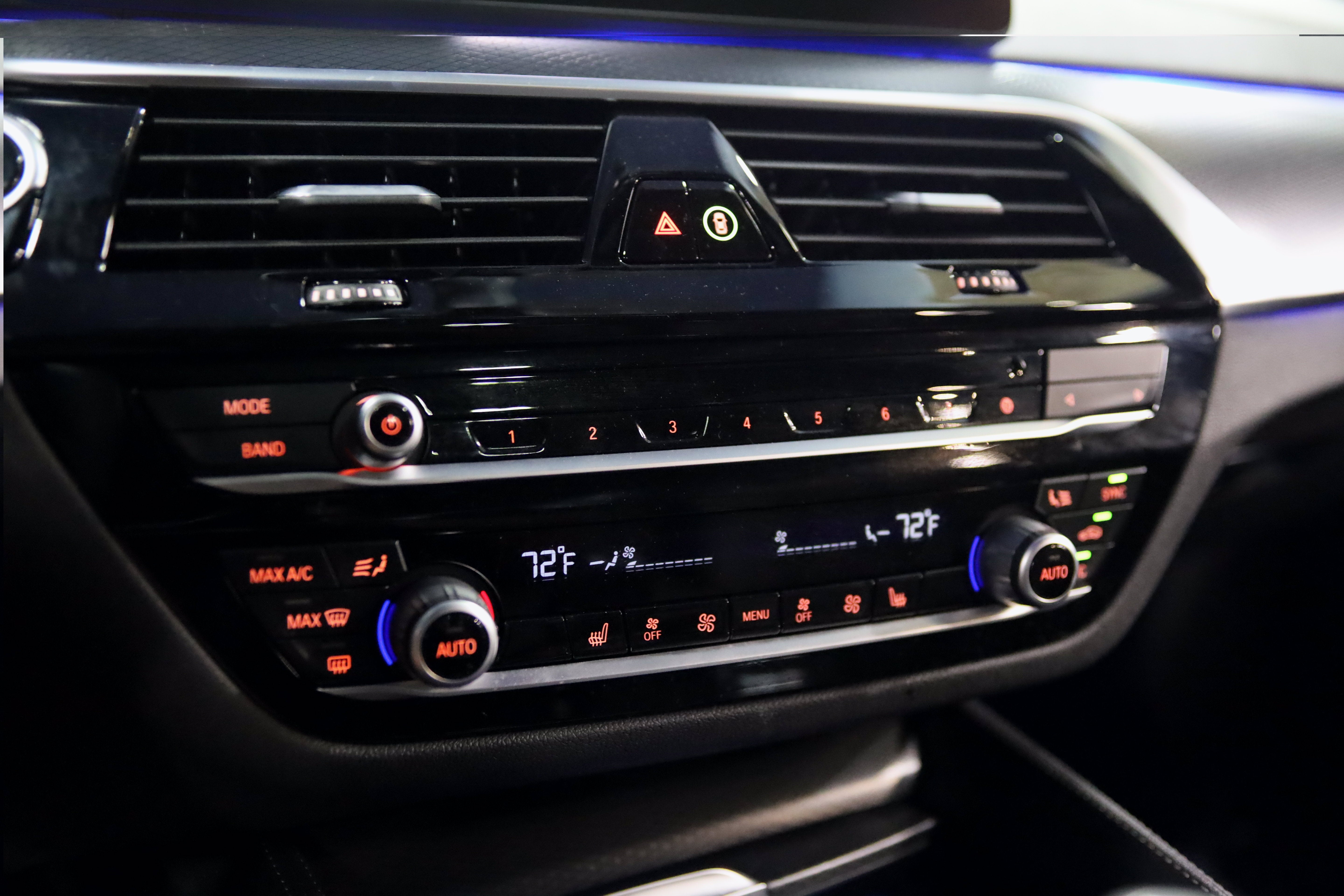 2022 BMW 5 Series M550i xDrive
