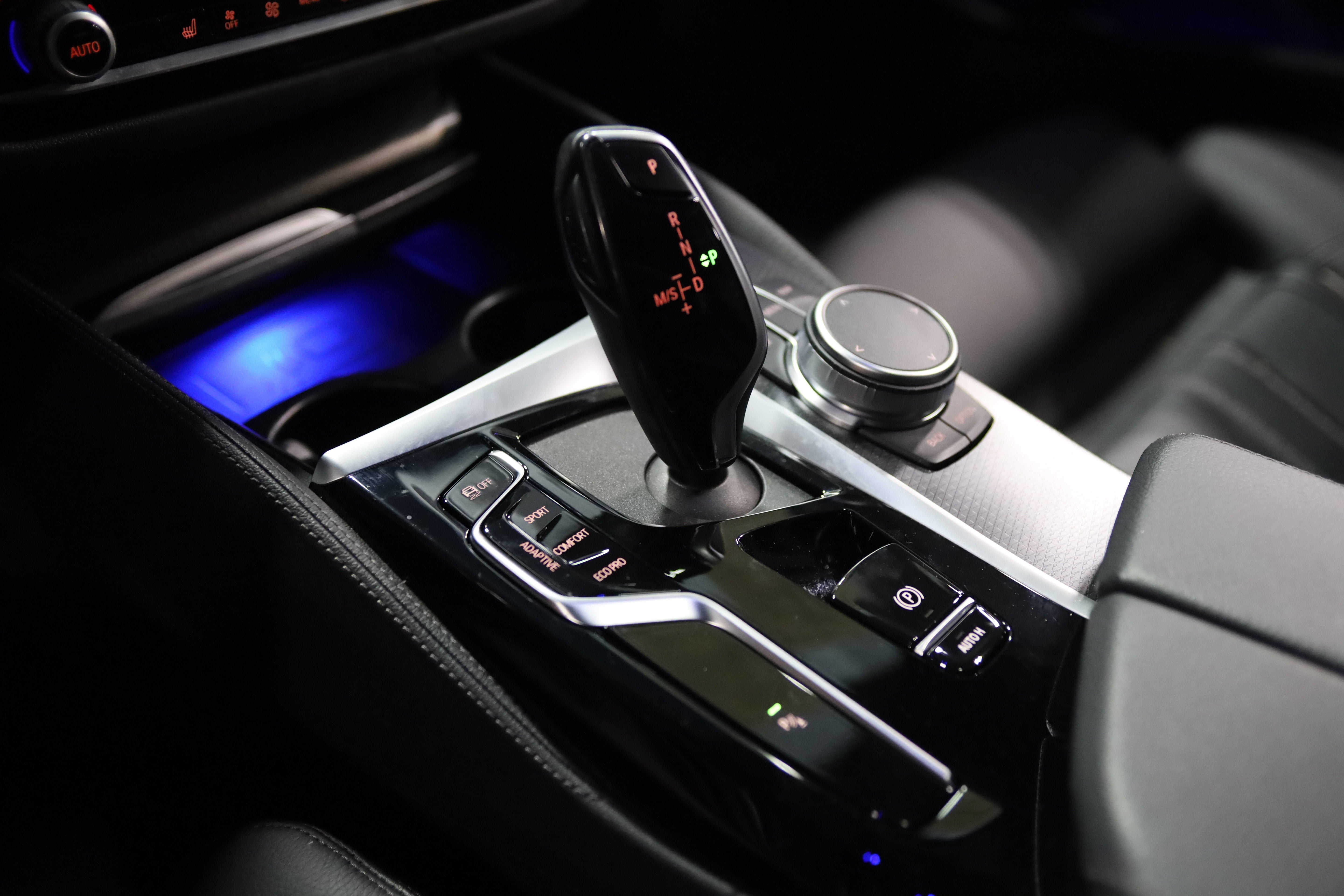 2022 BMW 5 Series M550i xDrive
