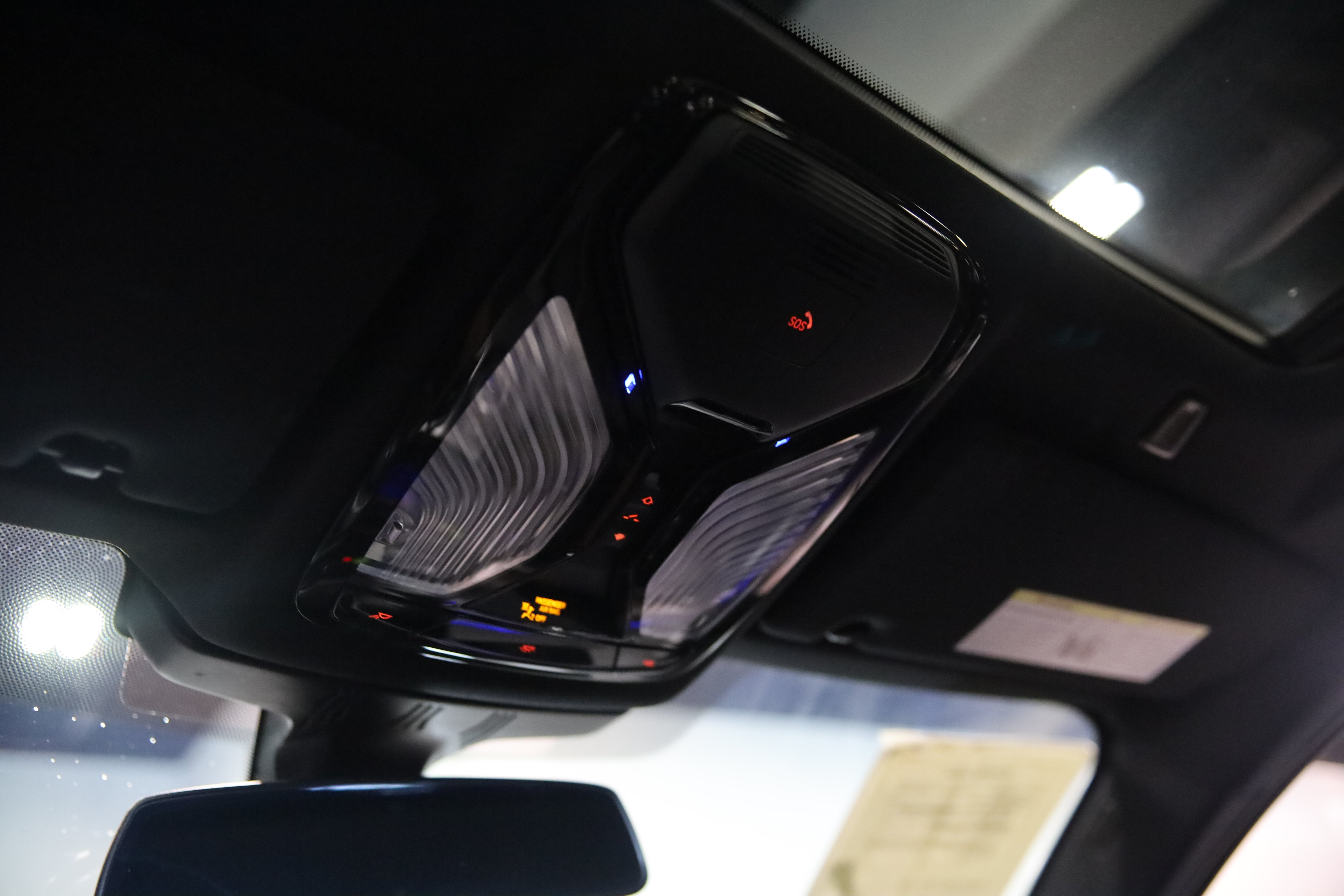 2022 BMW 5 Series M550i xDrive