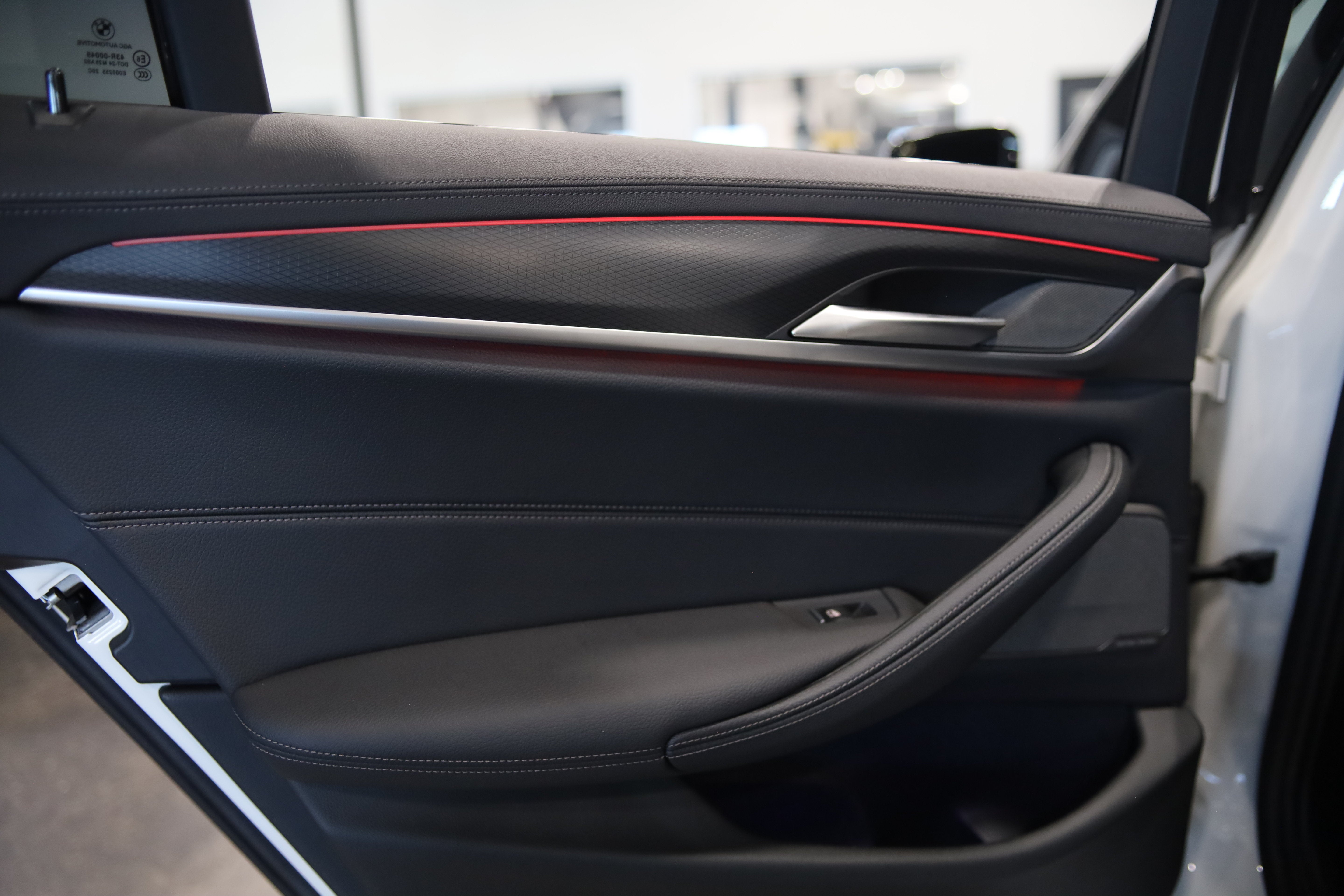 2022 BMW 5 Series M550i xDrive
