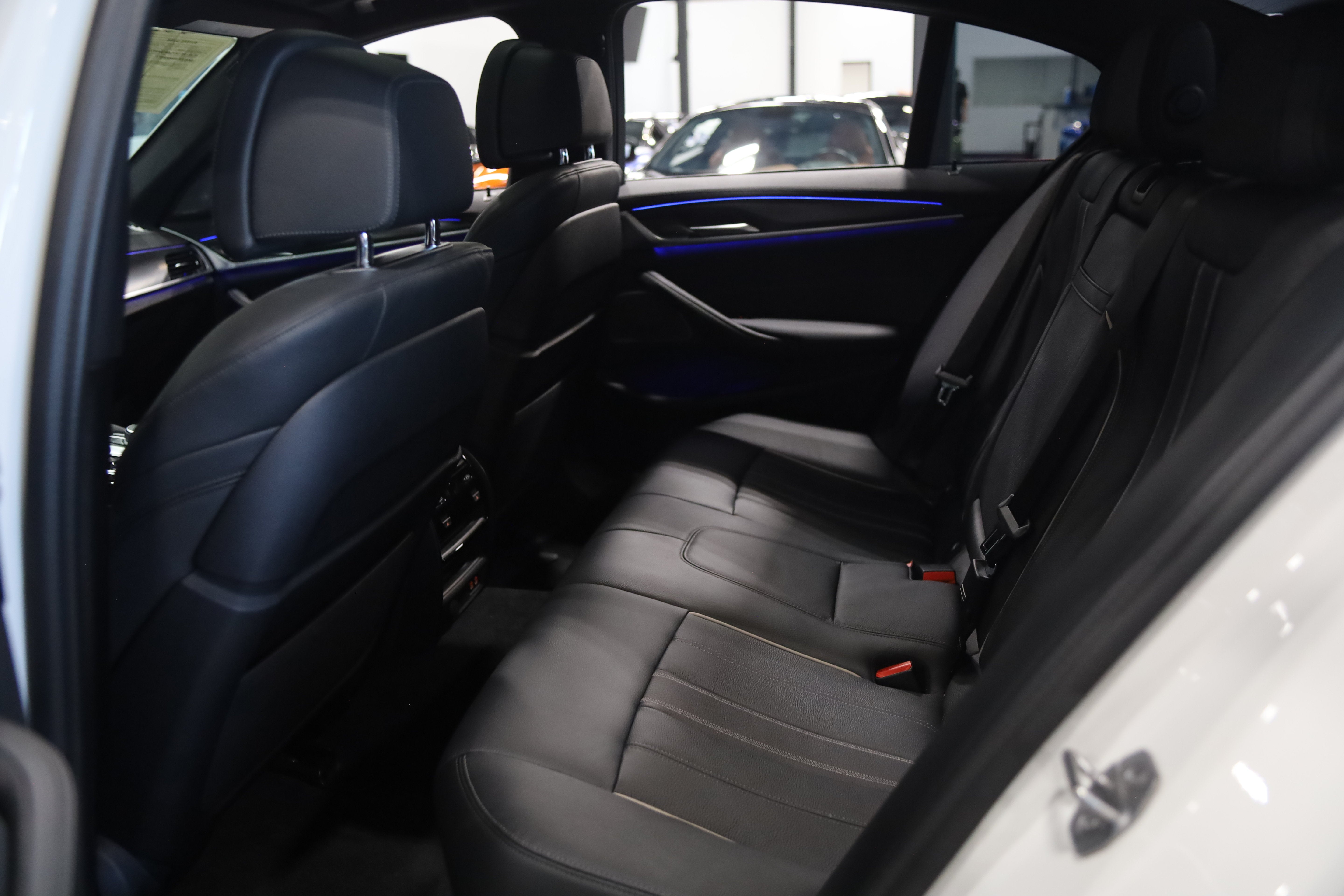 2022 BMW 5 Series M550i xDrive