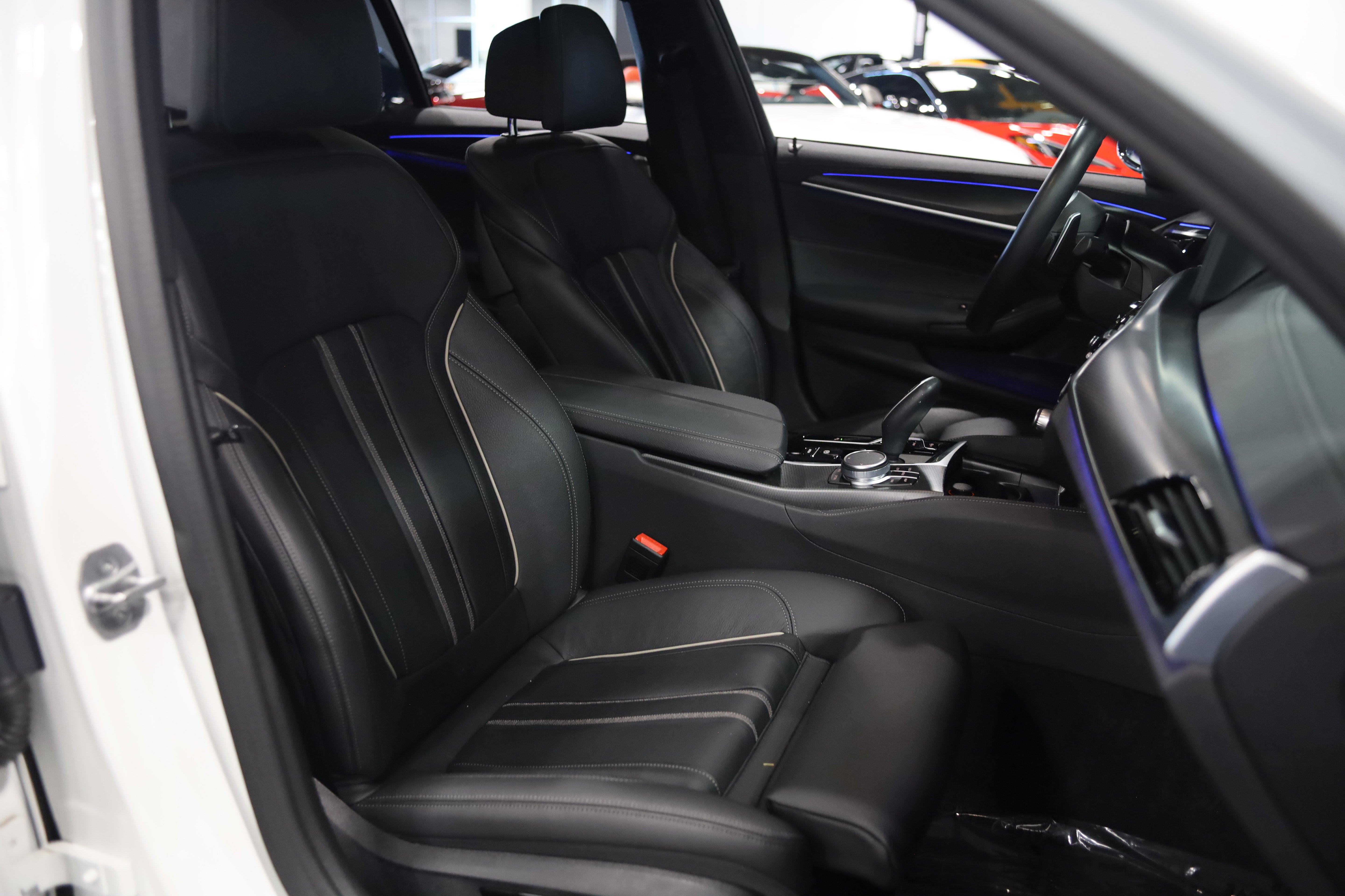 2022 BMW 5 Series M550i xDrive
