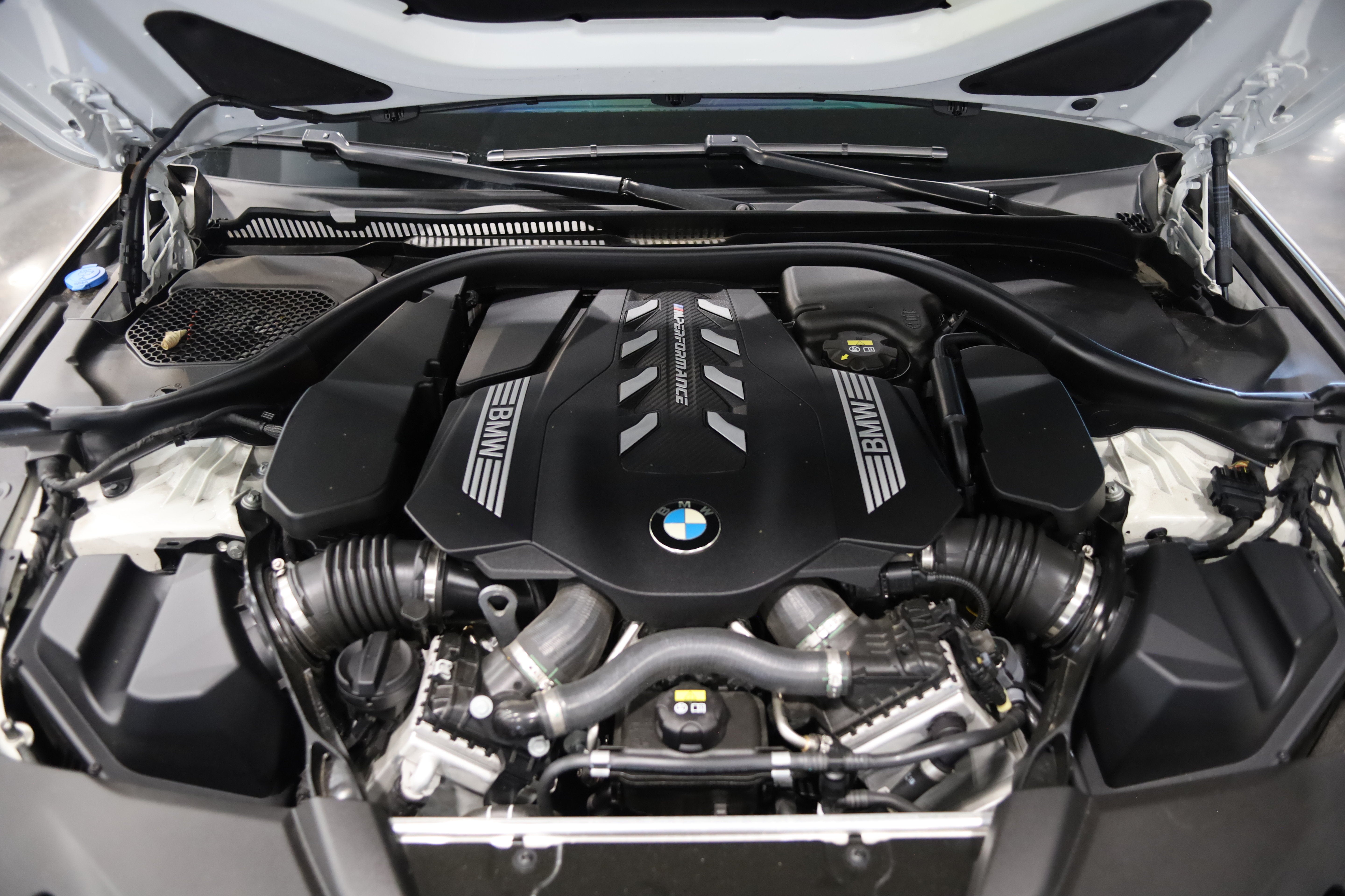 2022 BMW 5 Series M550i xDrive