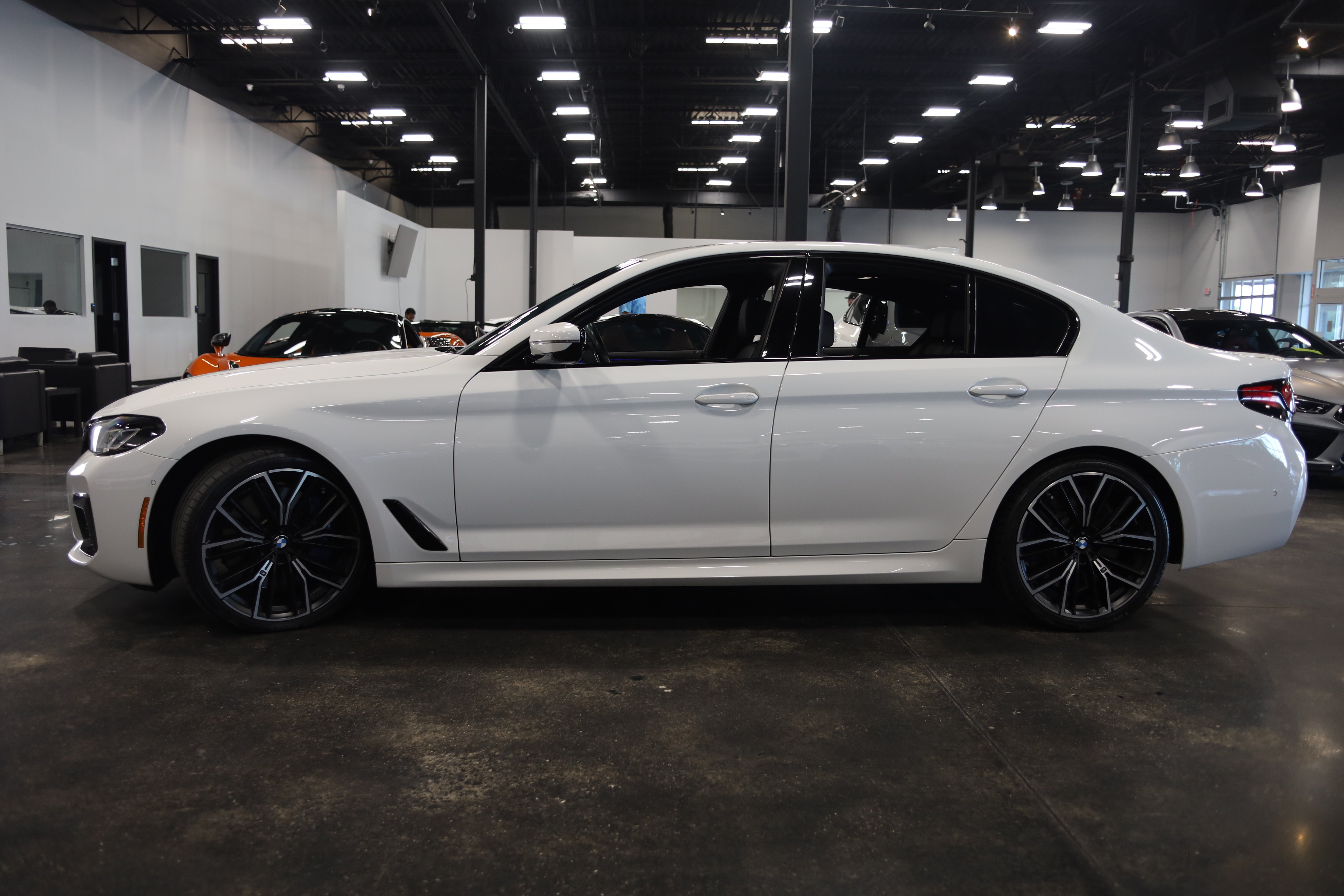 2022 BMW 5 Series M550i xDrive