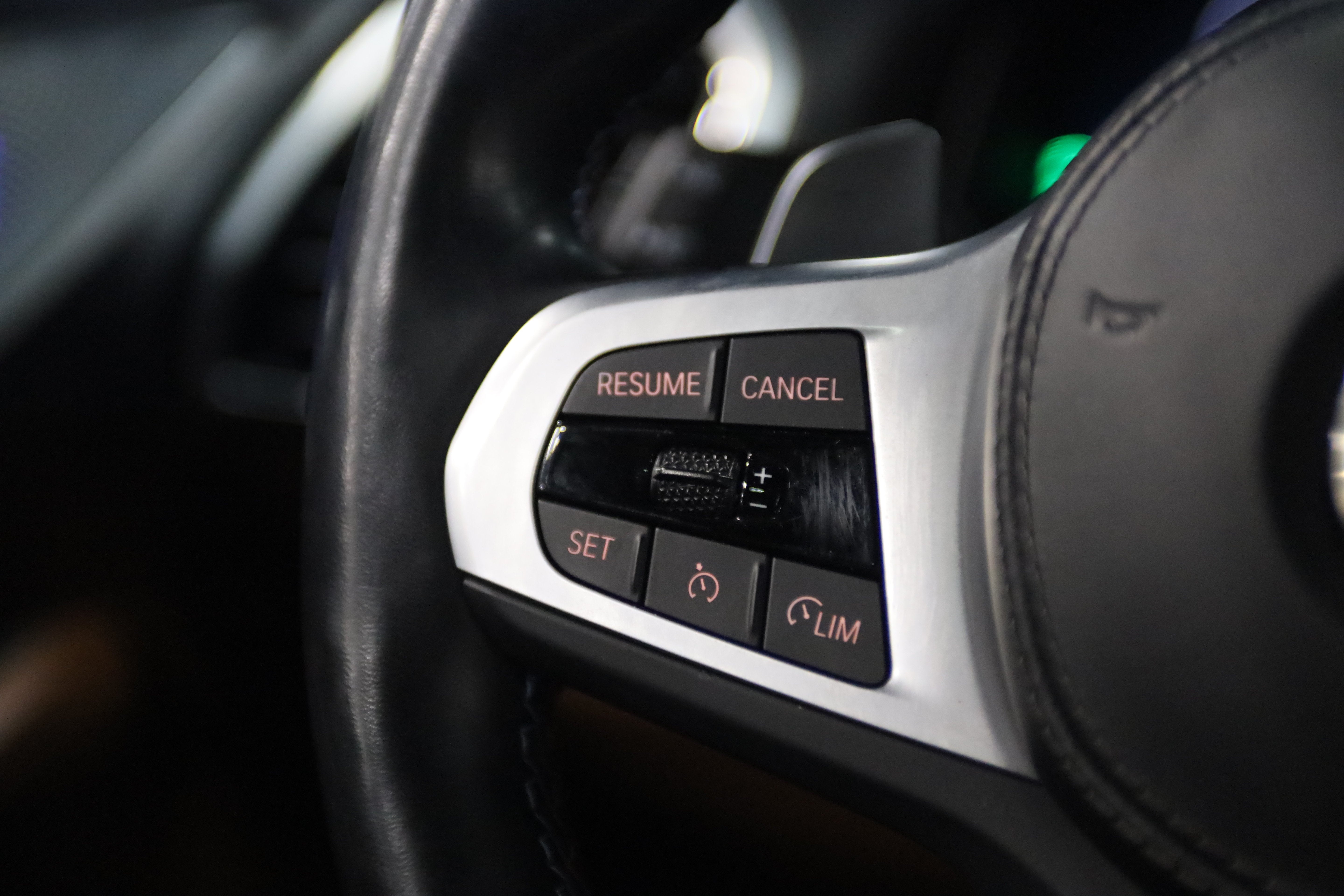 2024 BMW 8 Series M850i