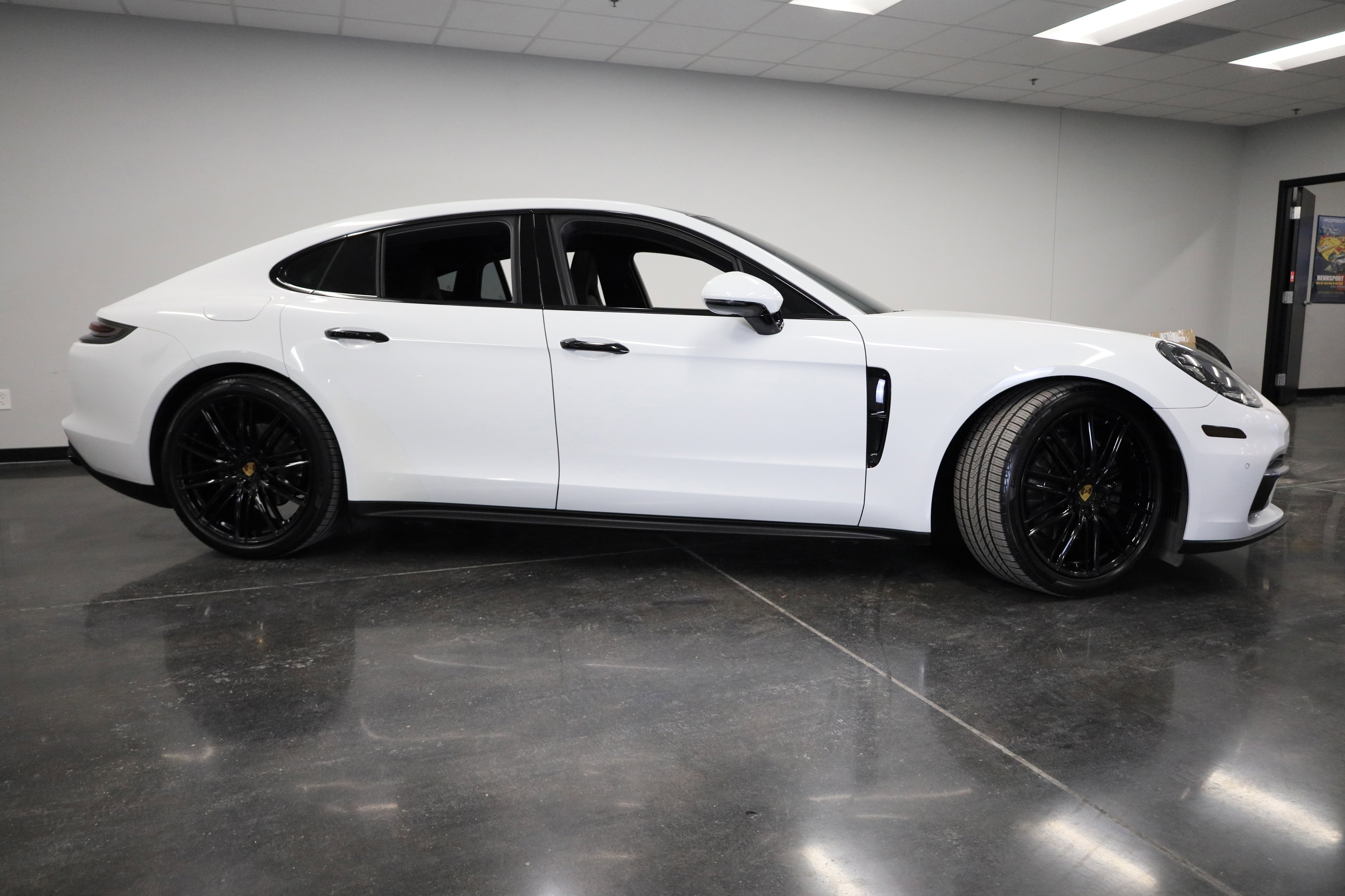 2018 Porsche Panamera 4S