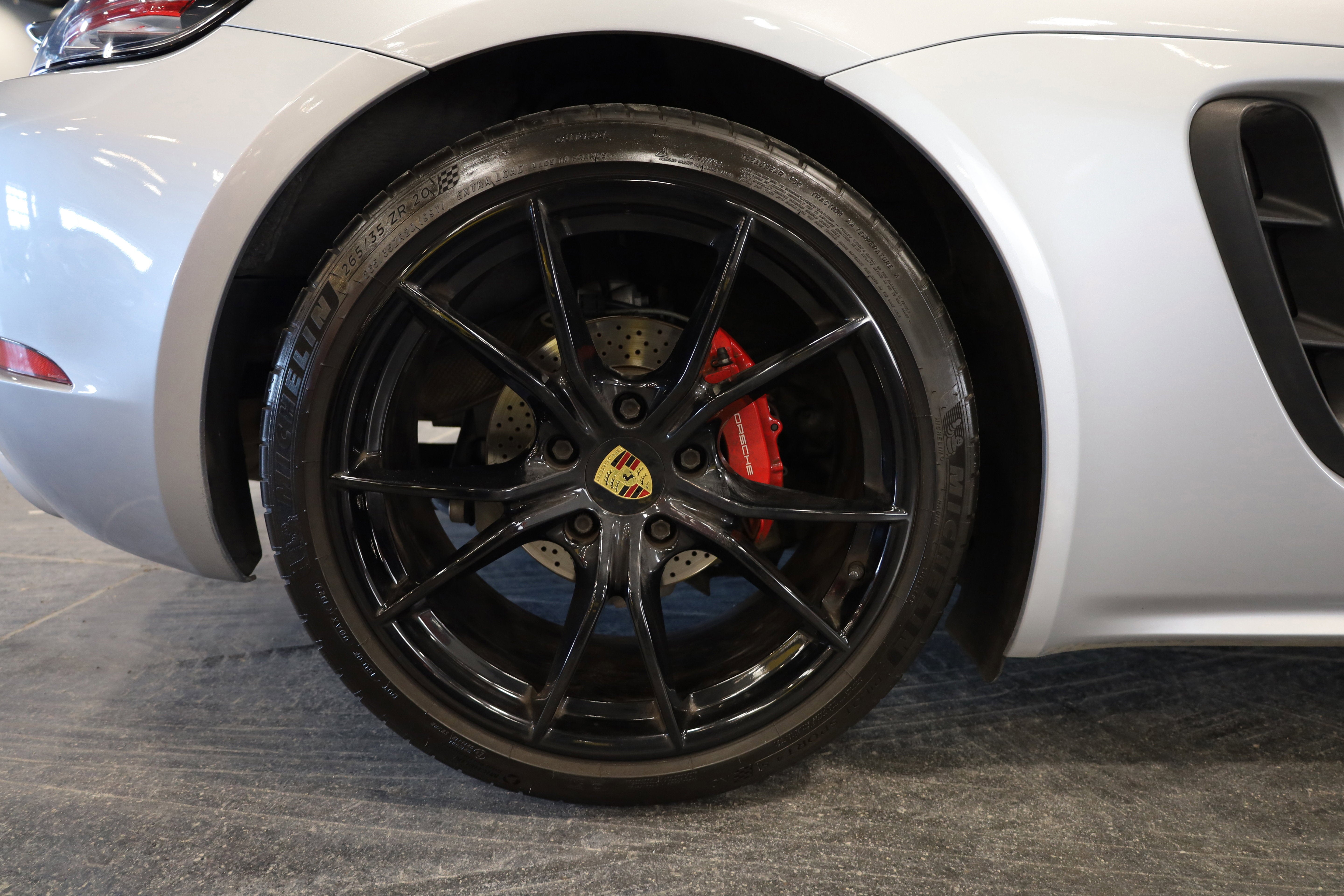 2018 Porsche 718 Cayman S