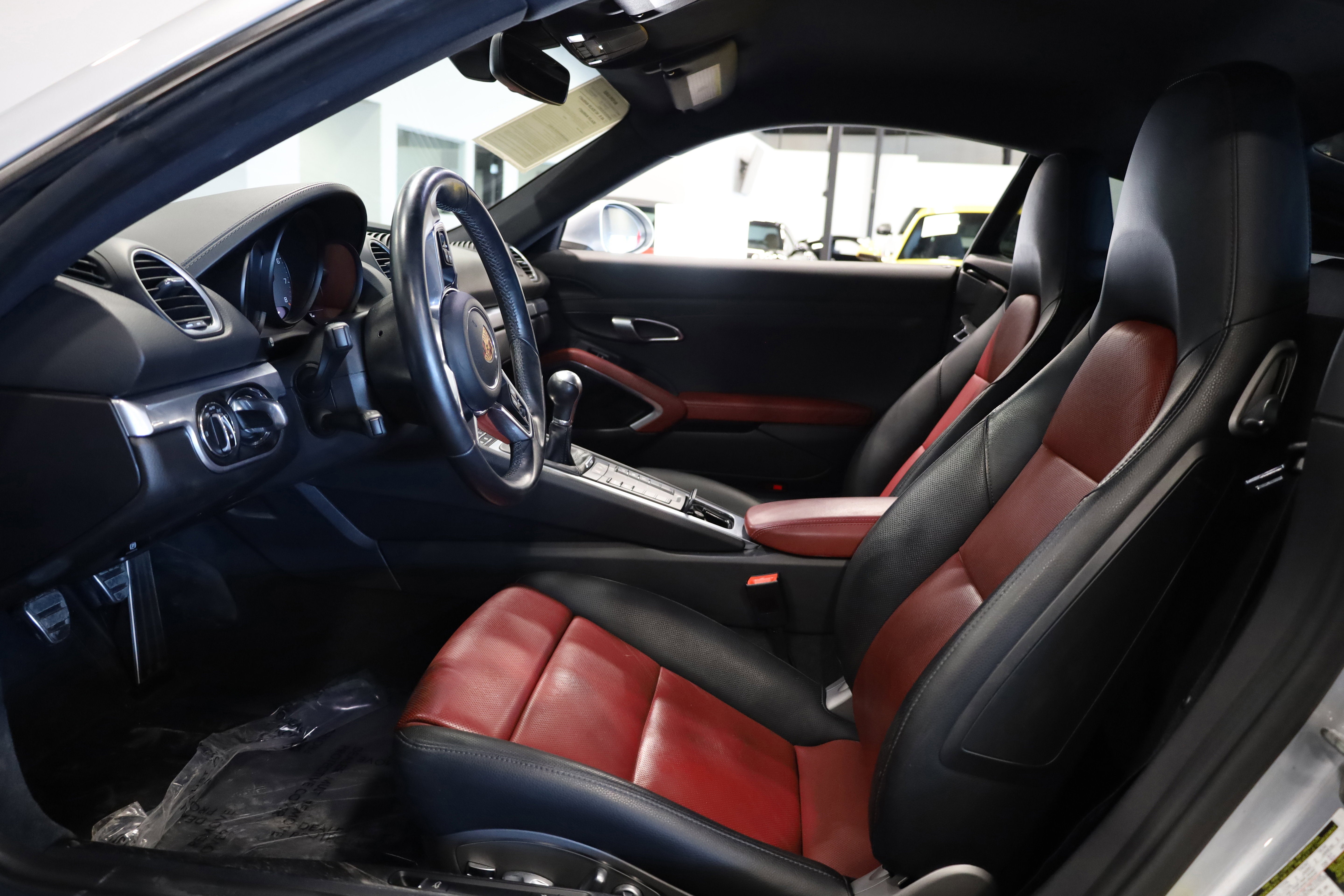 2018 Porsche 718 Cayman S