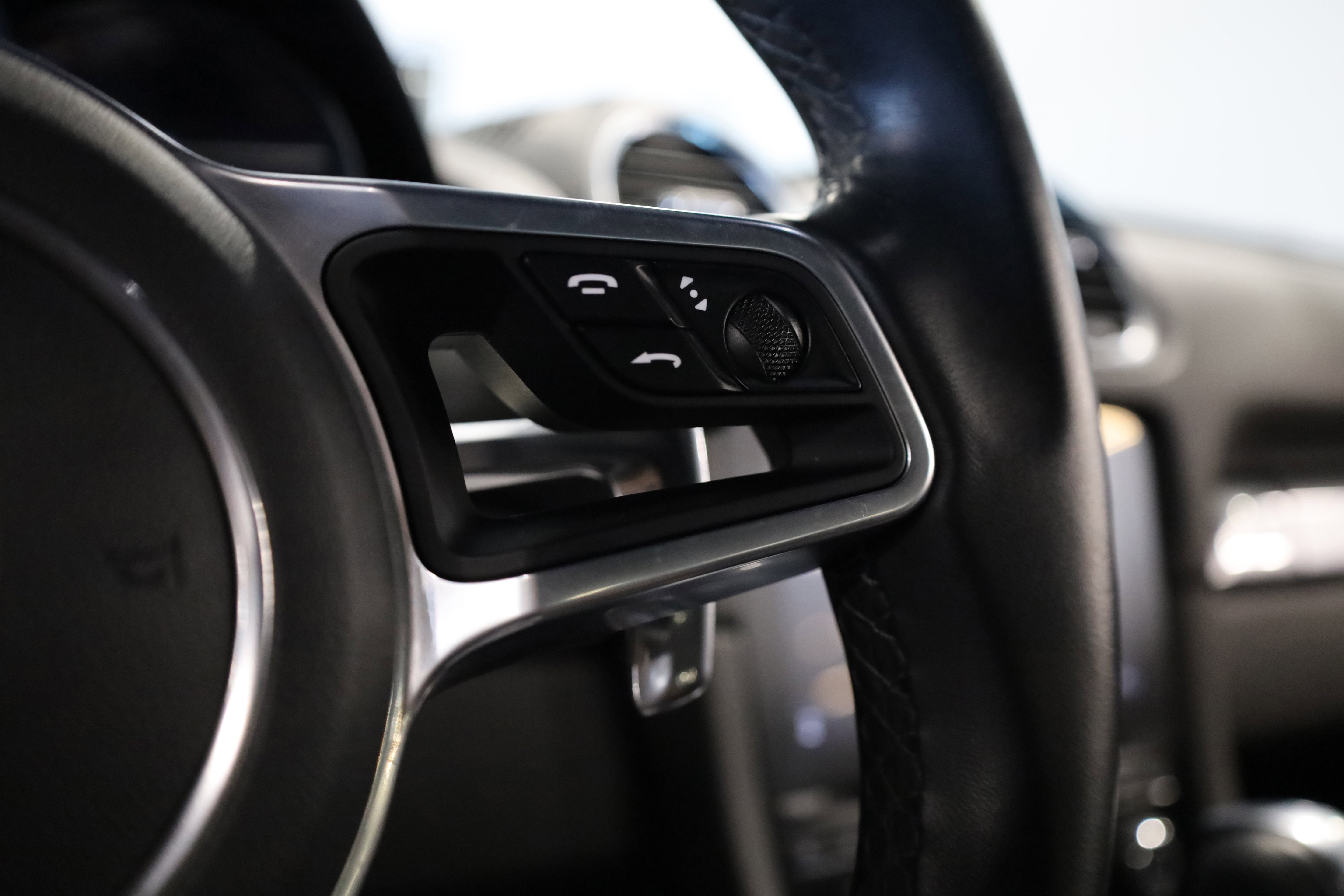 2019 Porsche 718 Cayman S