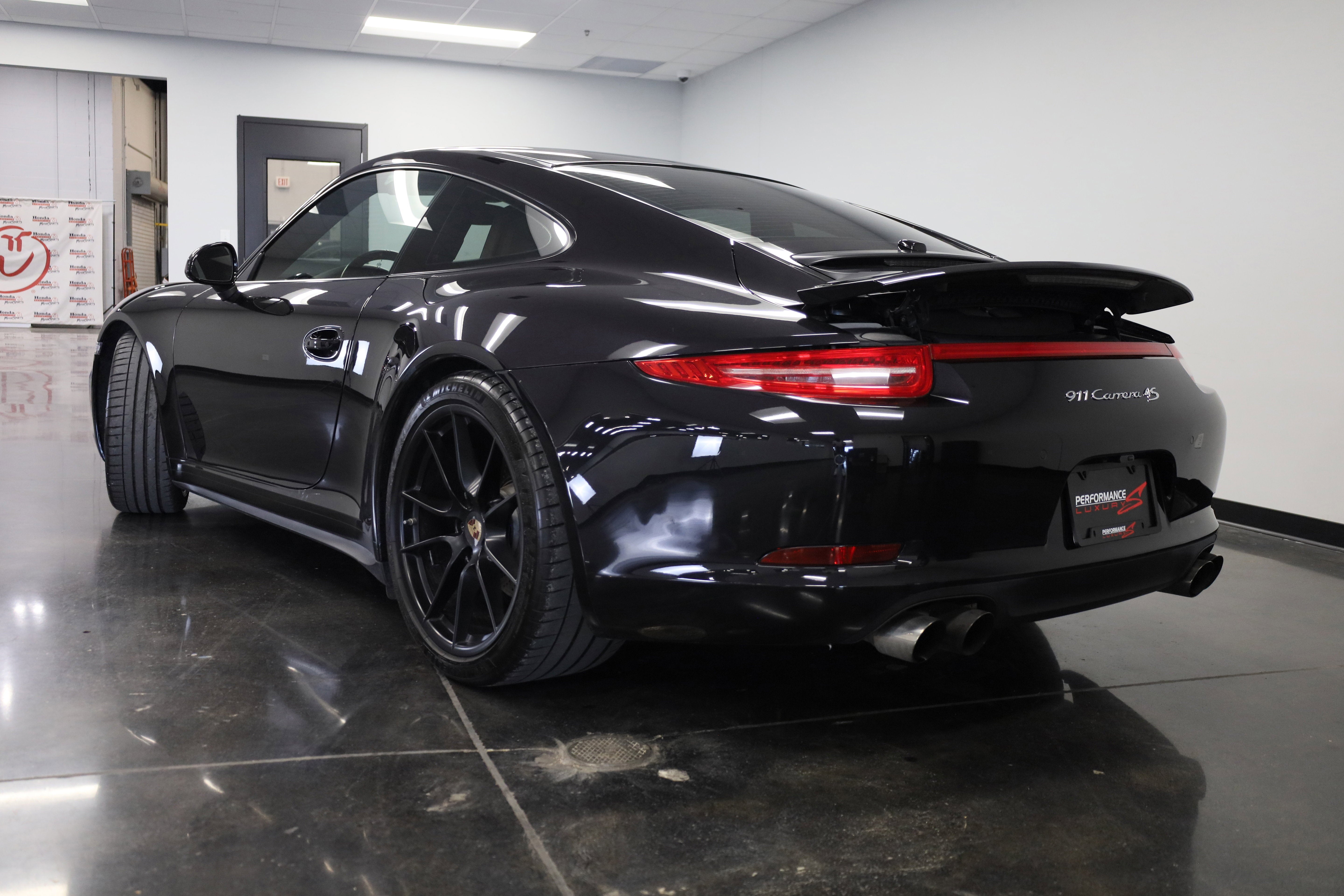 2014 Porsche 911 Carrera 4S