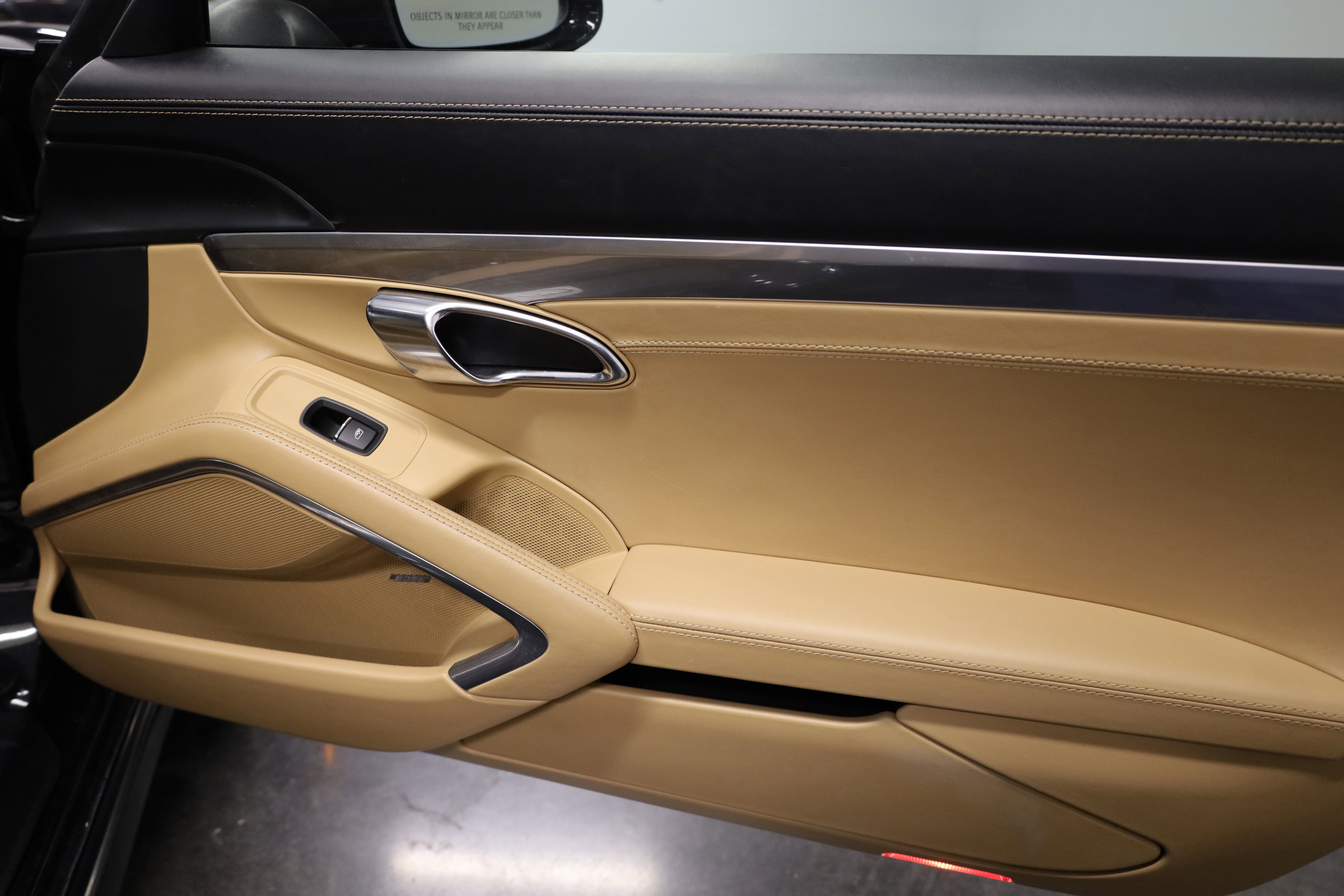 2014 Porsche 911 Carrera 4S