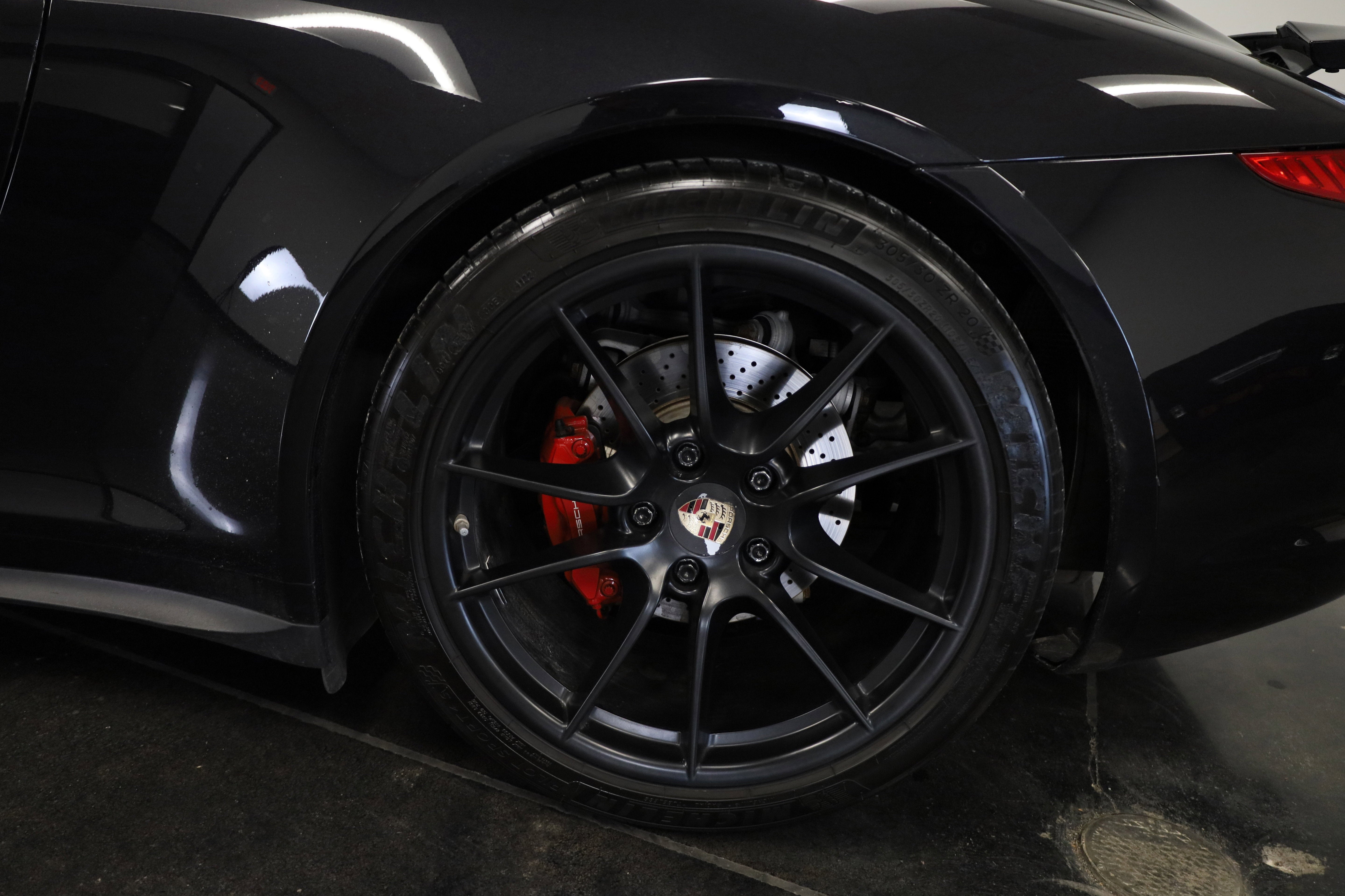 2014 Porsche 911 Carrera 4S