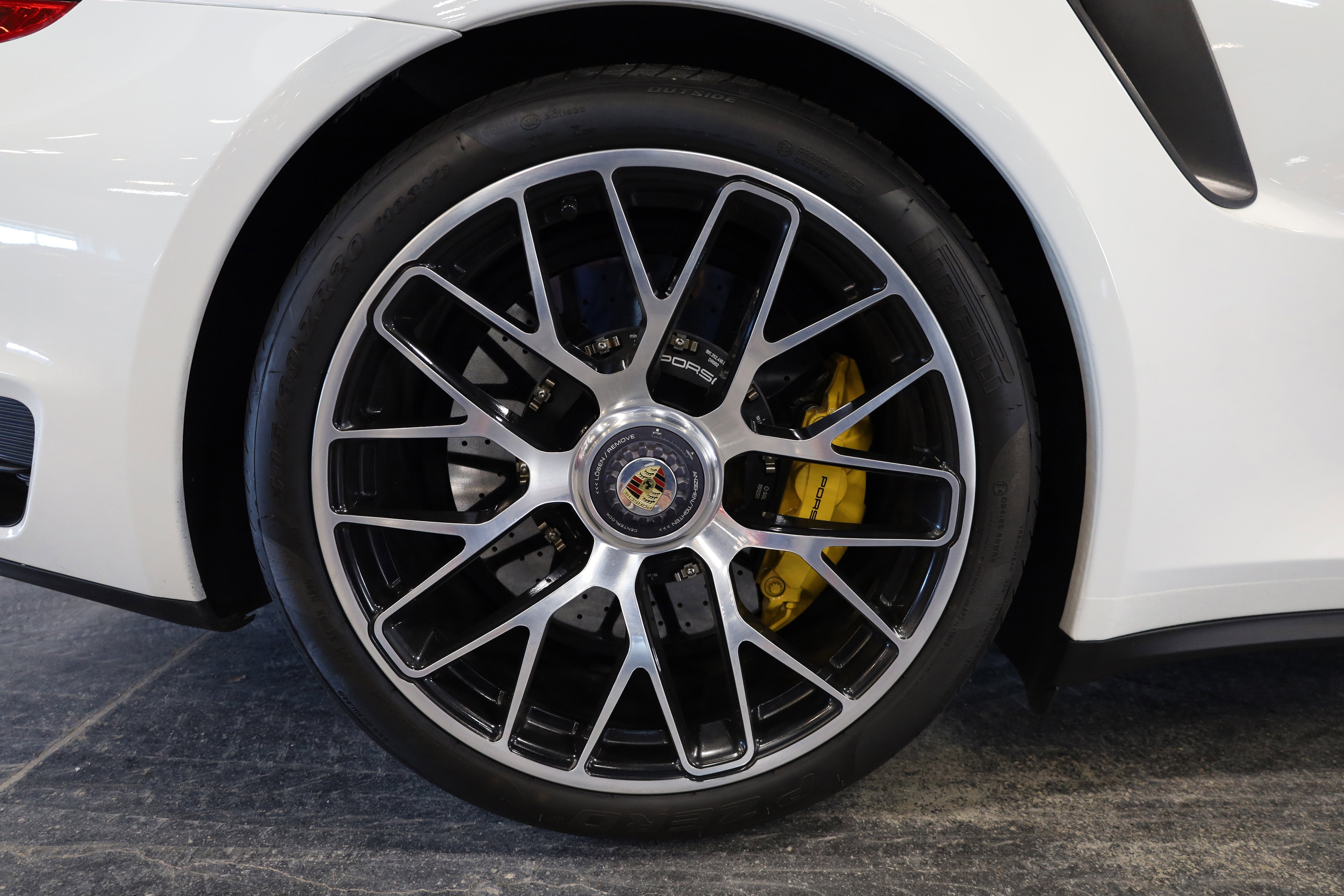 2015 Porsche 911 Turbo S