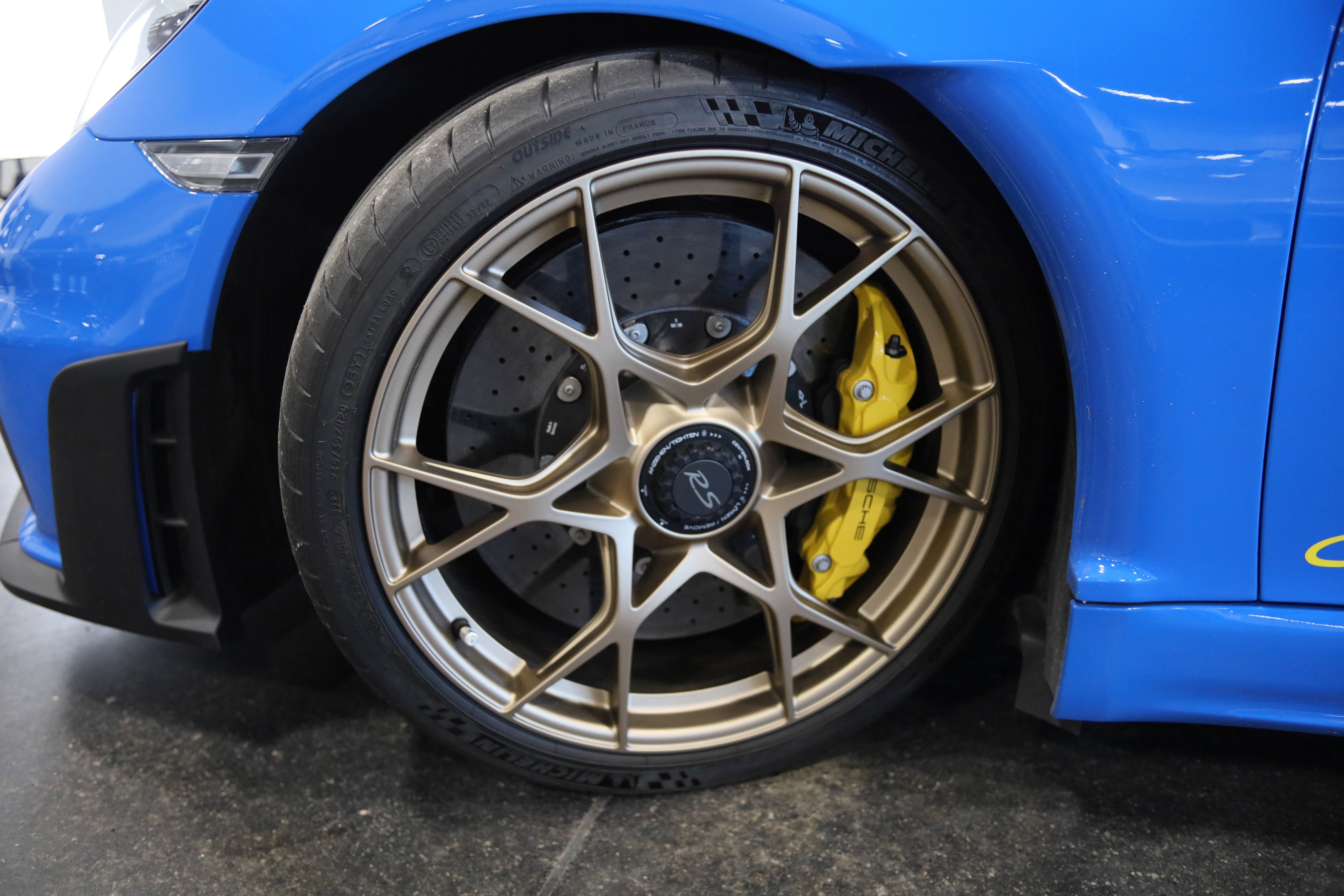 2023 Porsche 718 Cayman GT4 RS