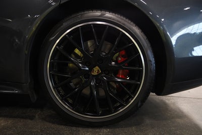 2020 Porsche Panamera Turbo