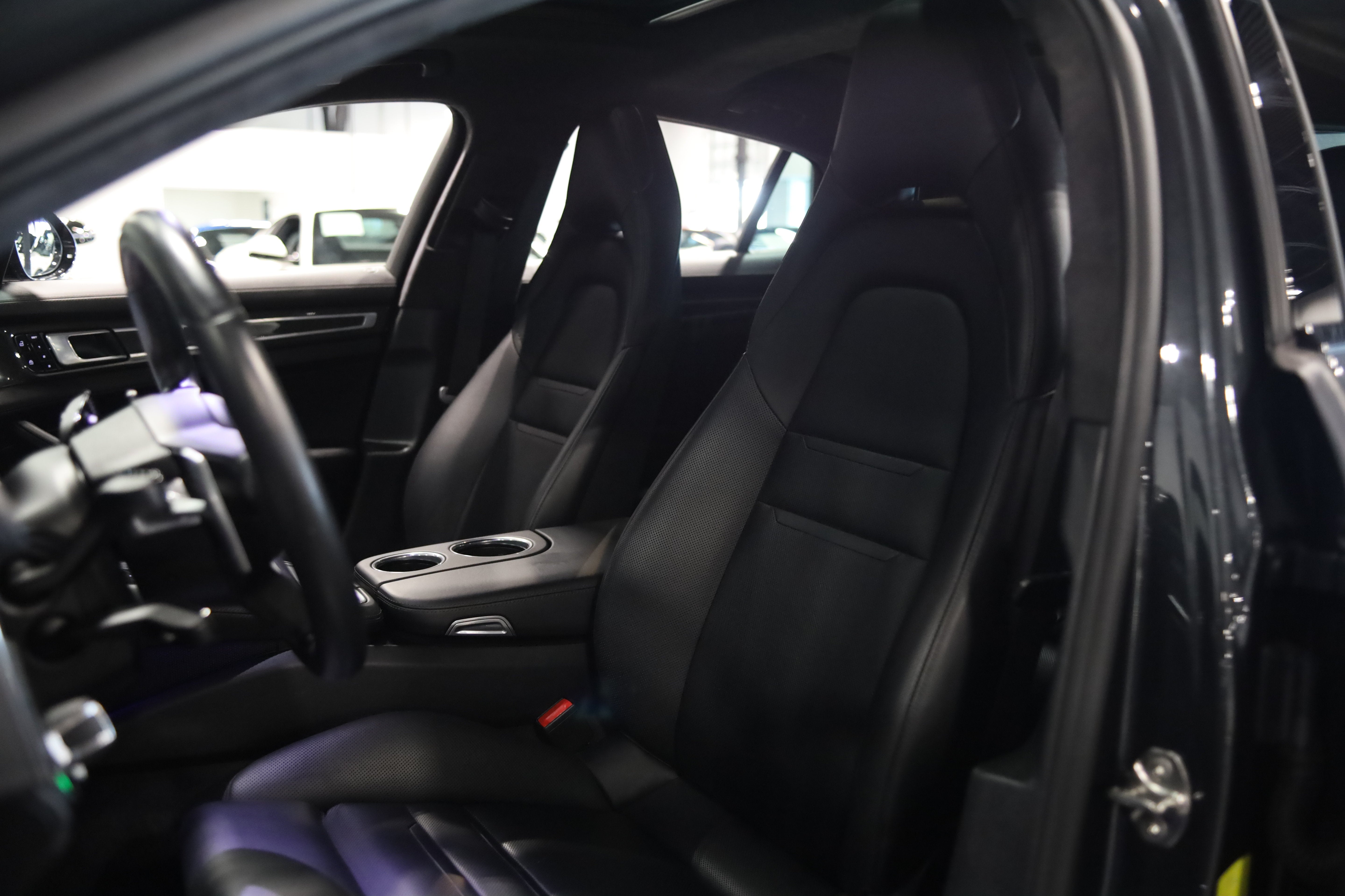 2020 Porsche Panamera Turbo