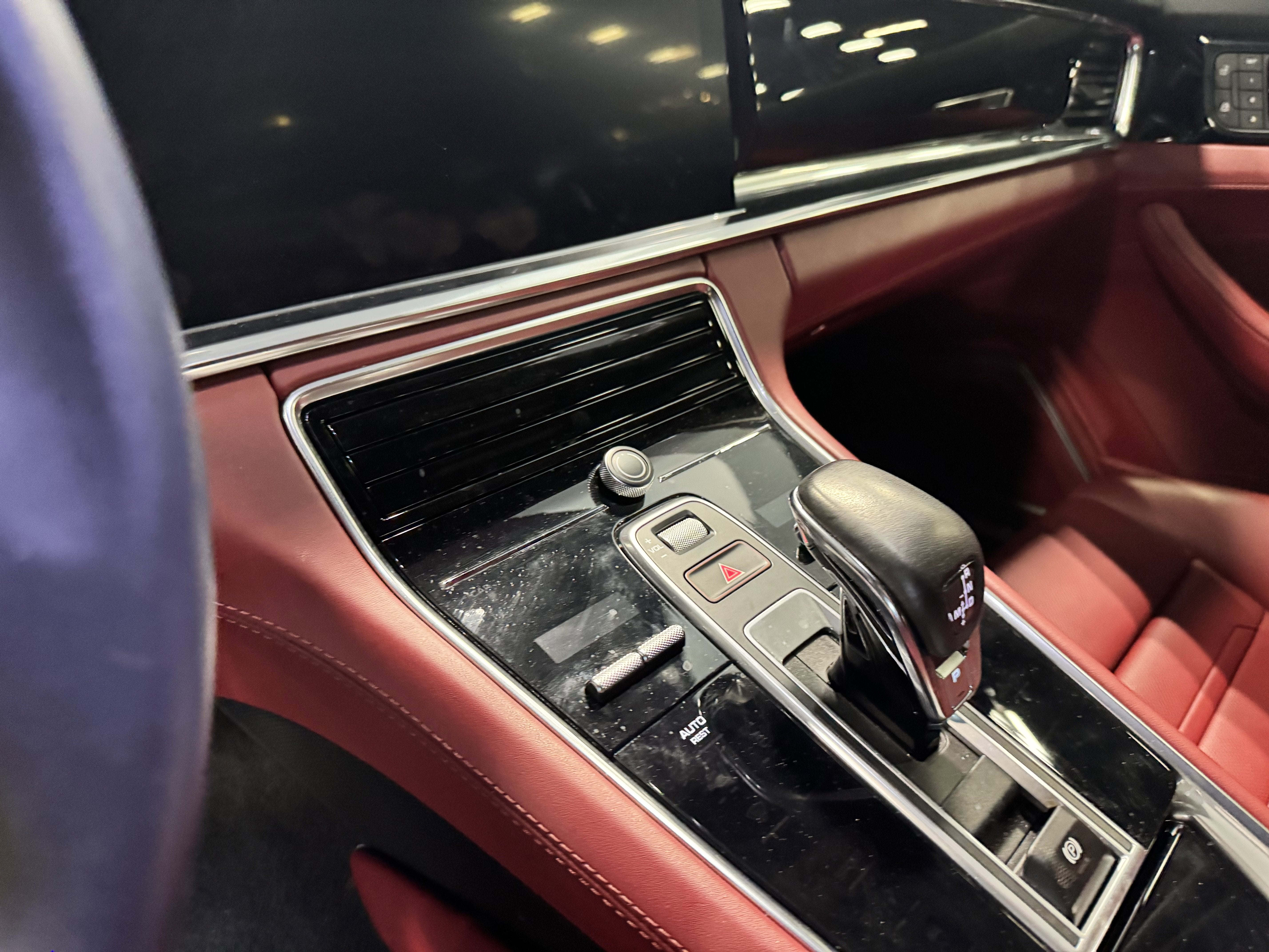 2022 Porsche Panamera 4