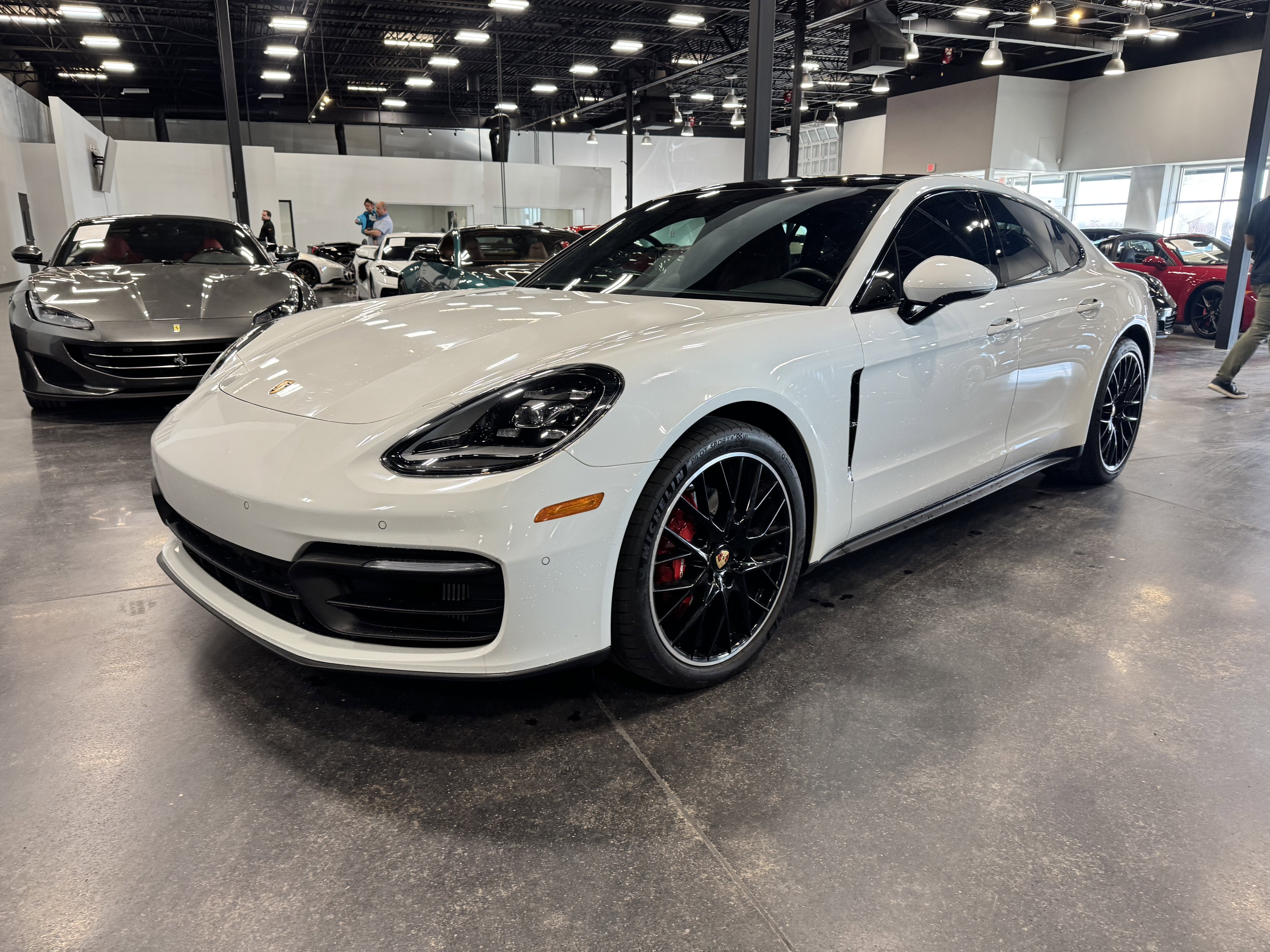 2022 Porsche Panamera 4