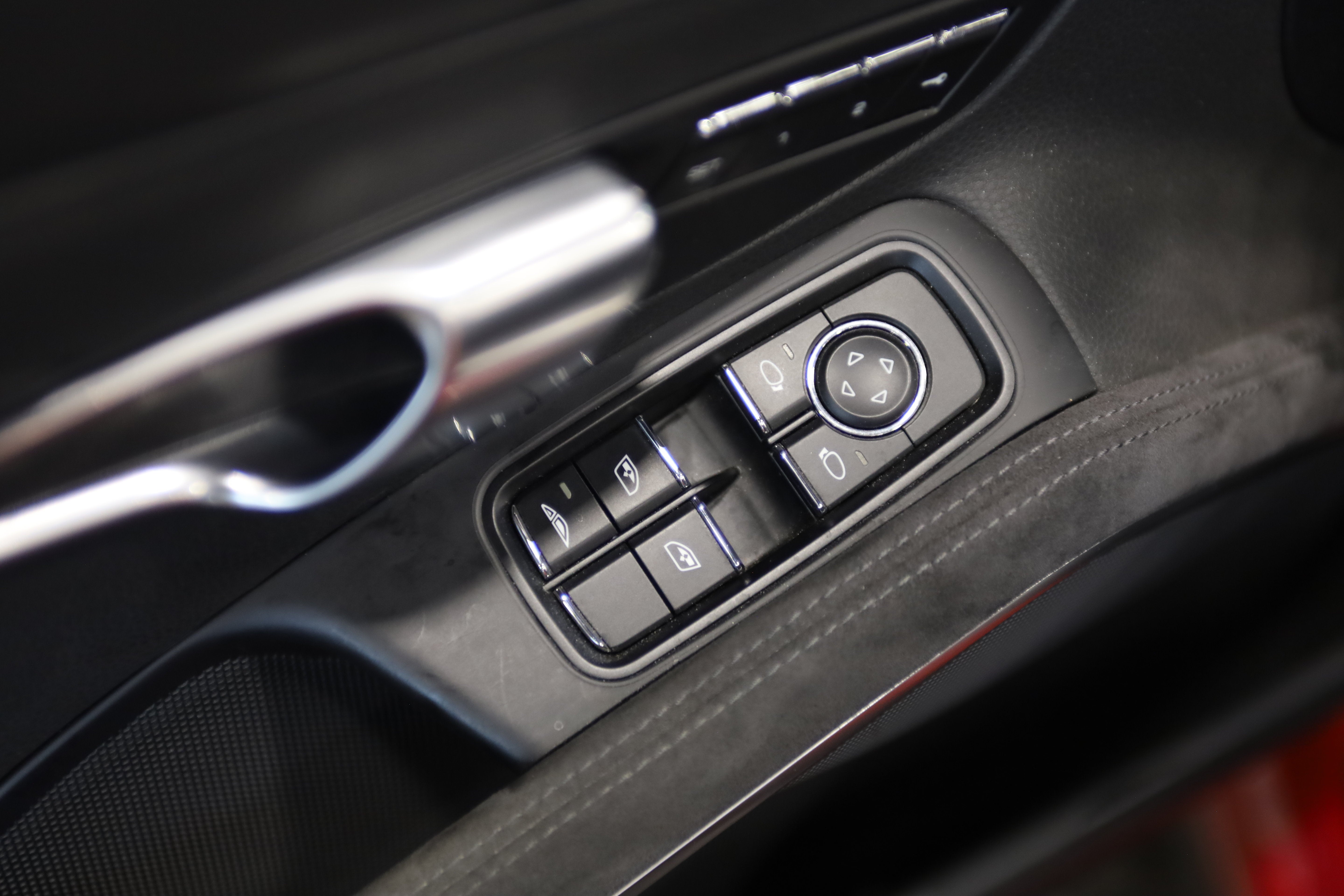 2018 Porsche 911 Carrera 4 GTS