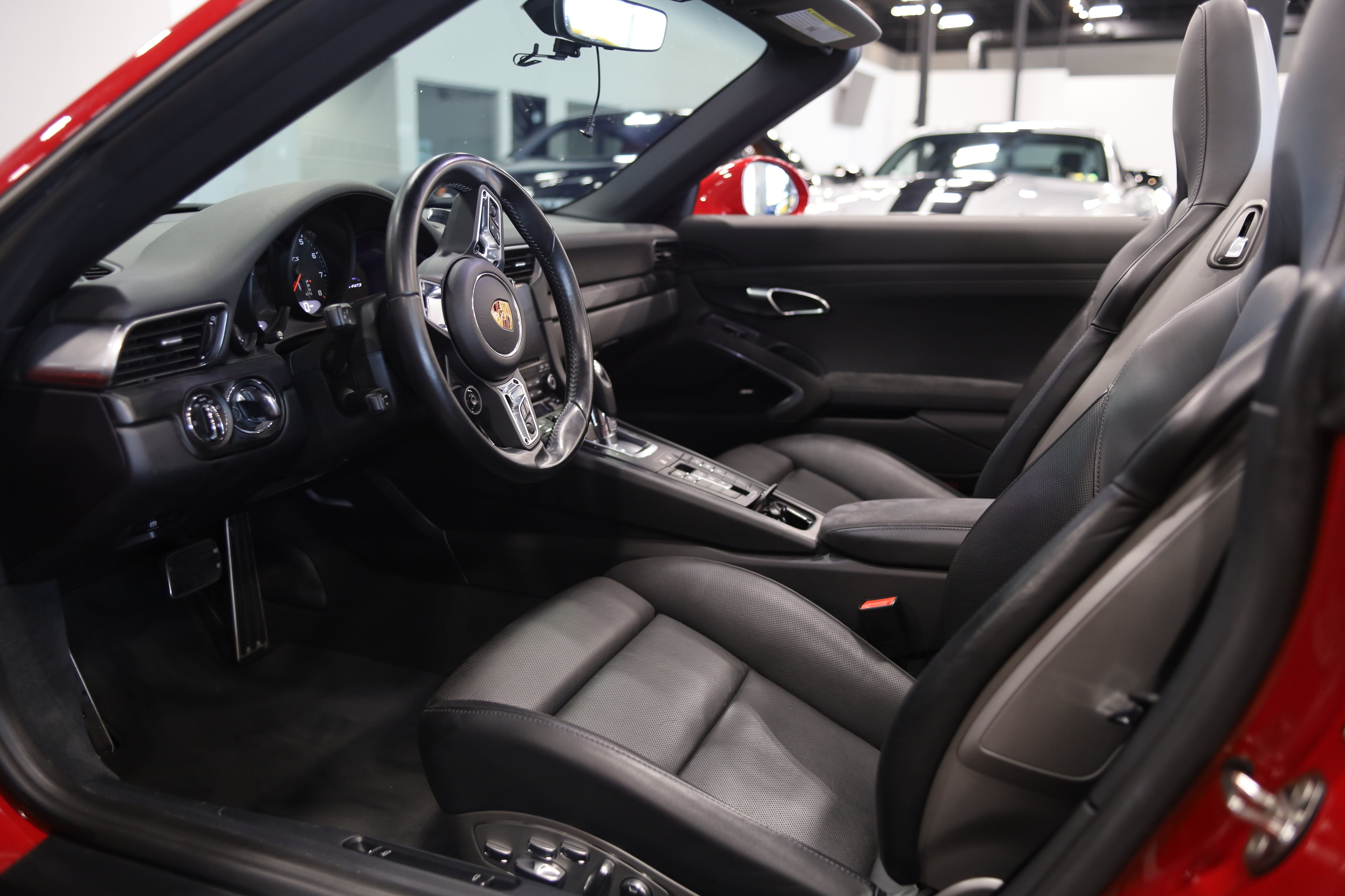 2018 Porsche 911 Carrera 4 GTS