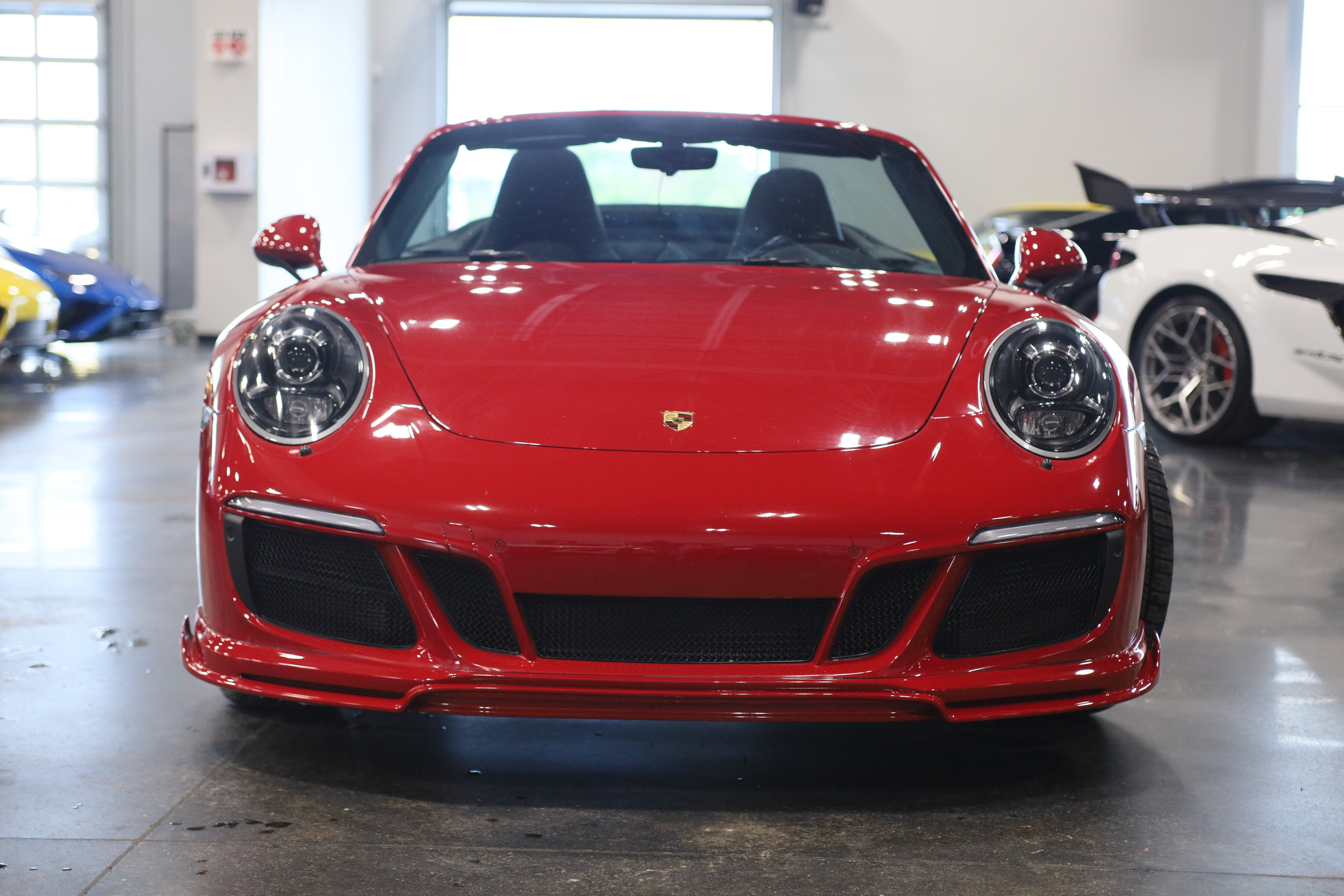 2018 Porsche 911 Carrera 4 GTS