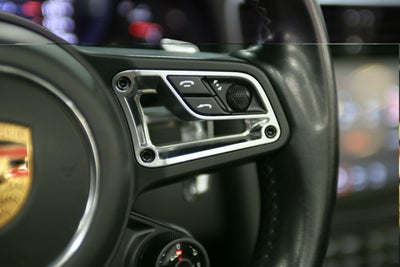 2018 Porsche 911 Carrera 4 GTS