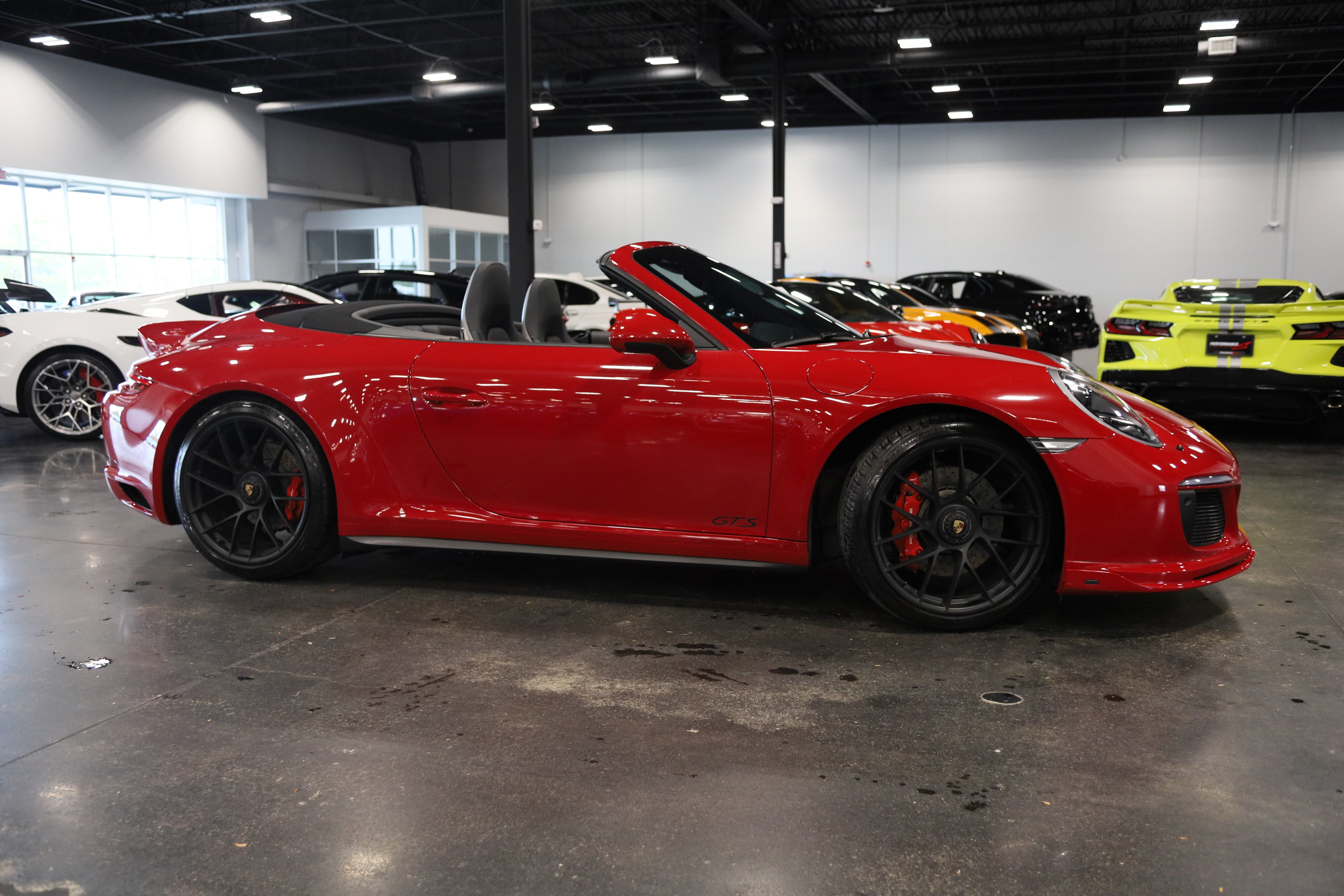 2018 Porsche 911 Carrera 4 GTS