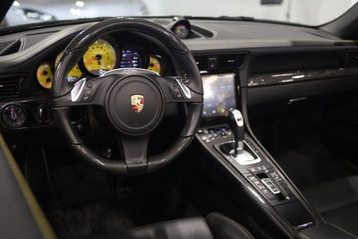2015 Porsche 911 Turbo S