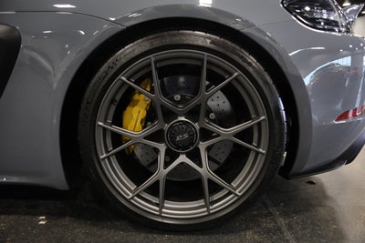2025 Porsche 718 Spyder RS