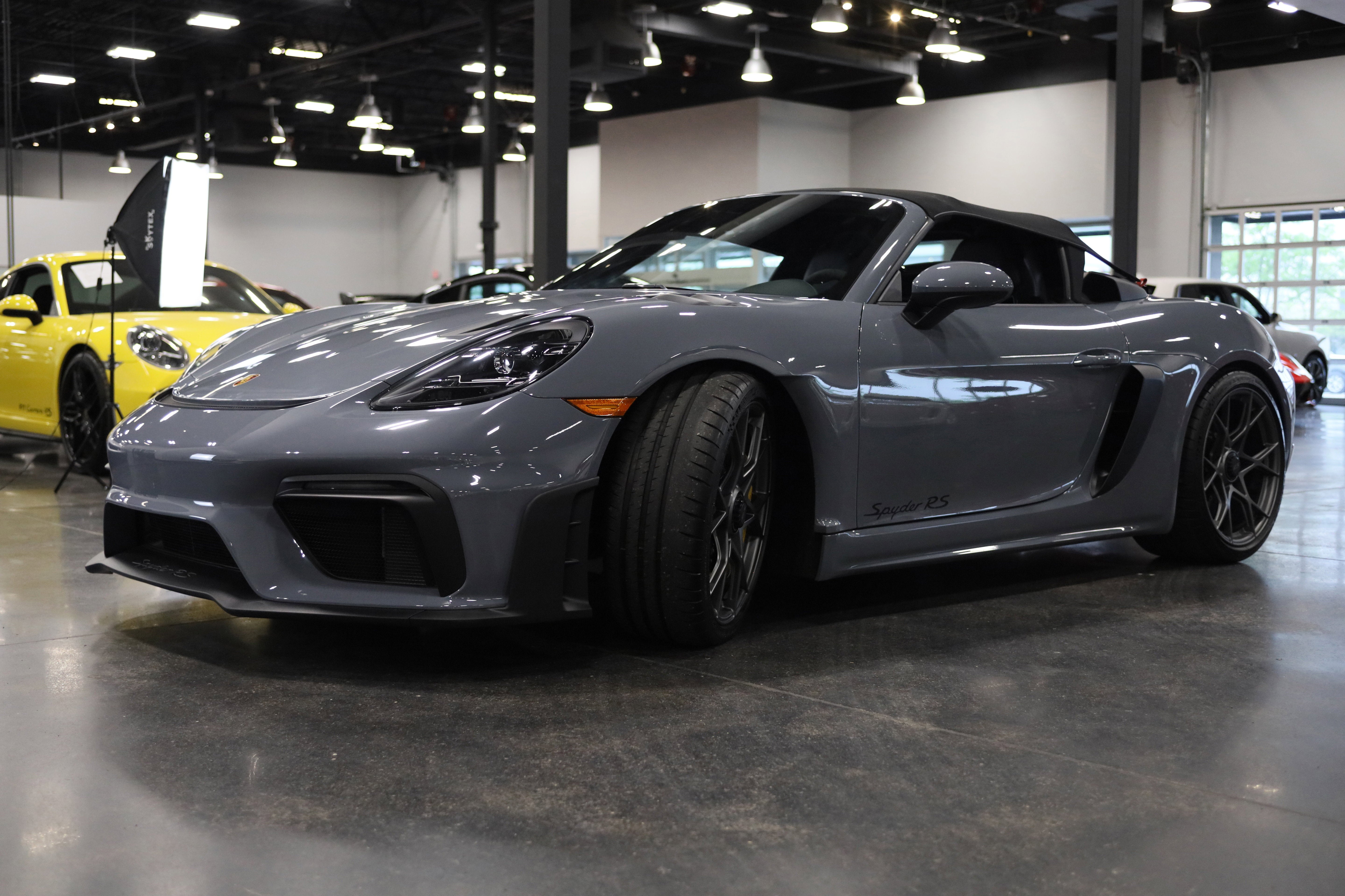 2025 Porsche 718 Spyder RS